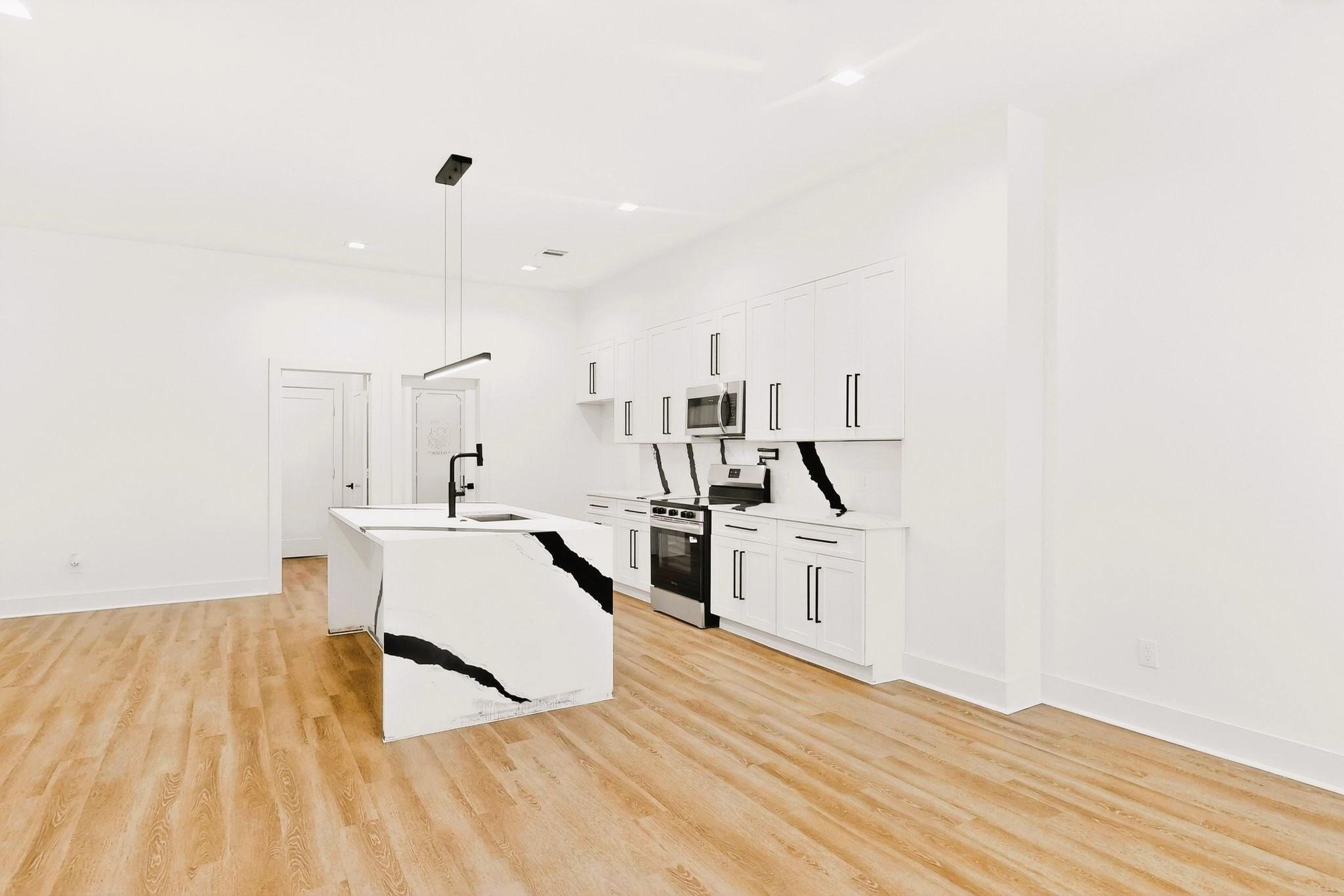 1218 Grant Street Dallas TX 75203
