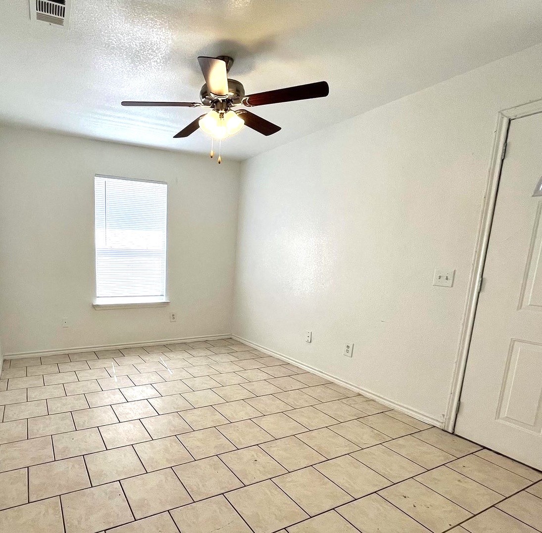 5500 David Strickland Road Fort Worth TX 76119