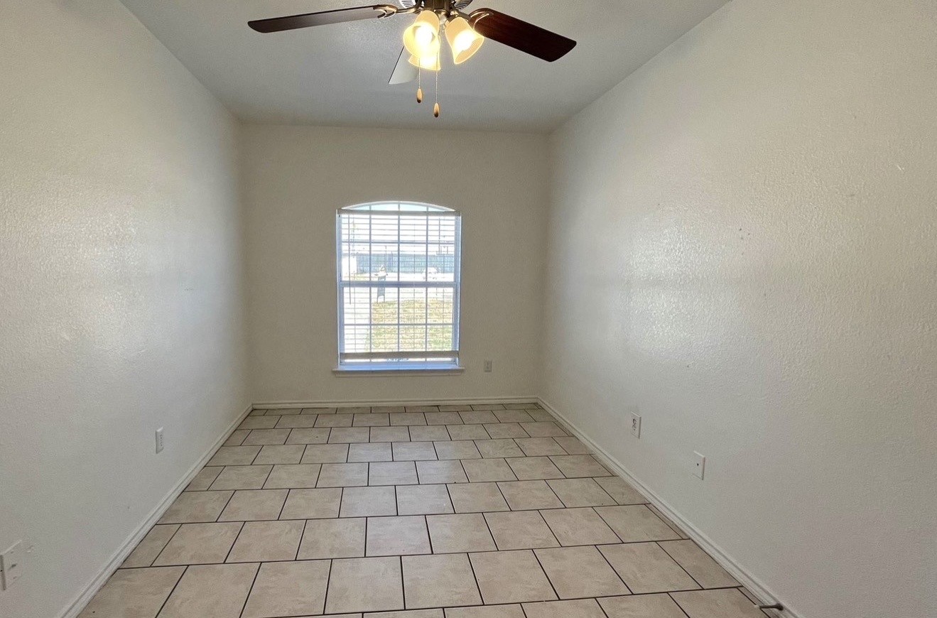 5500 David Strickland Road Fort Worth TX 76119