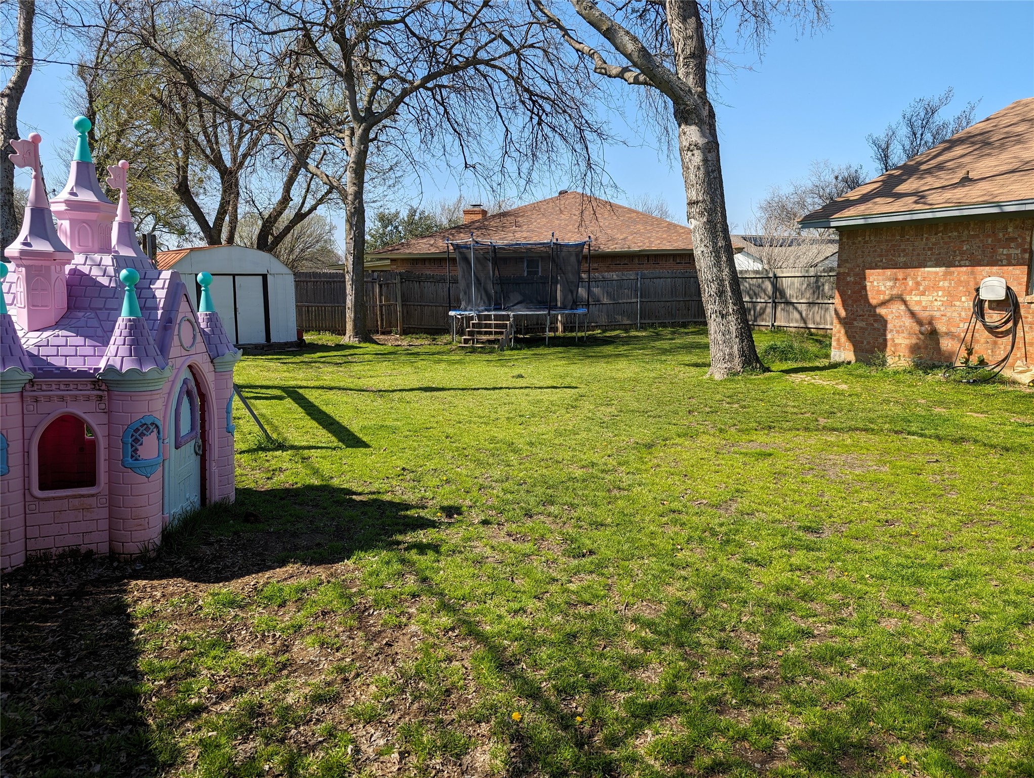 422 Thoreau Lane Euless TX 76039