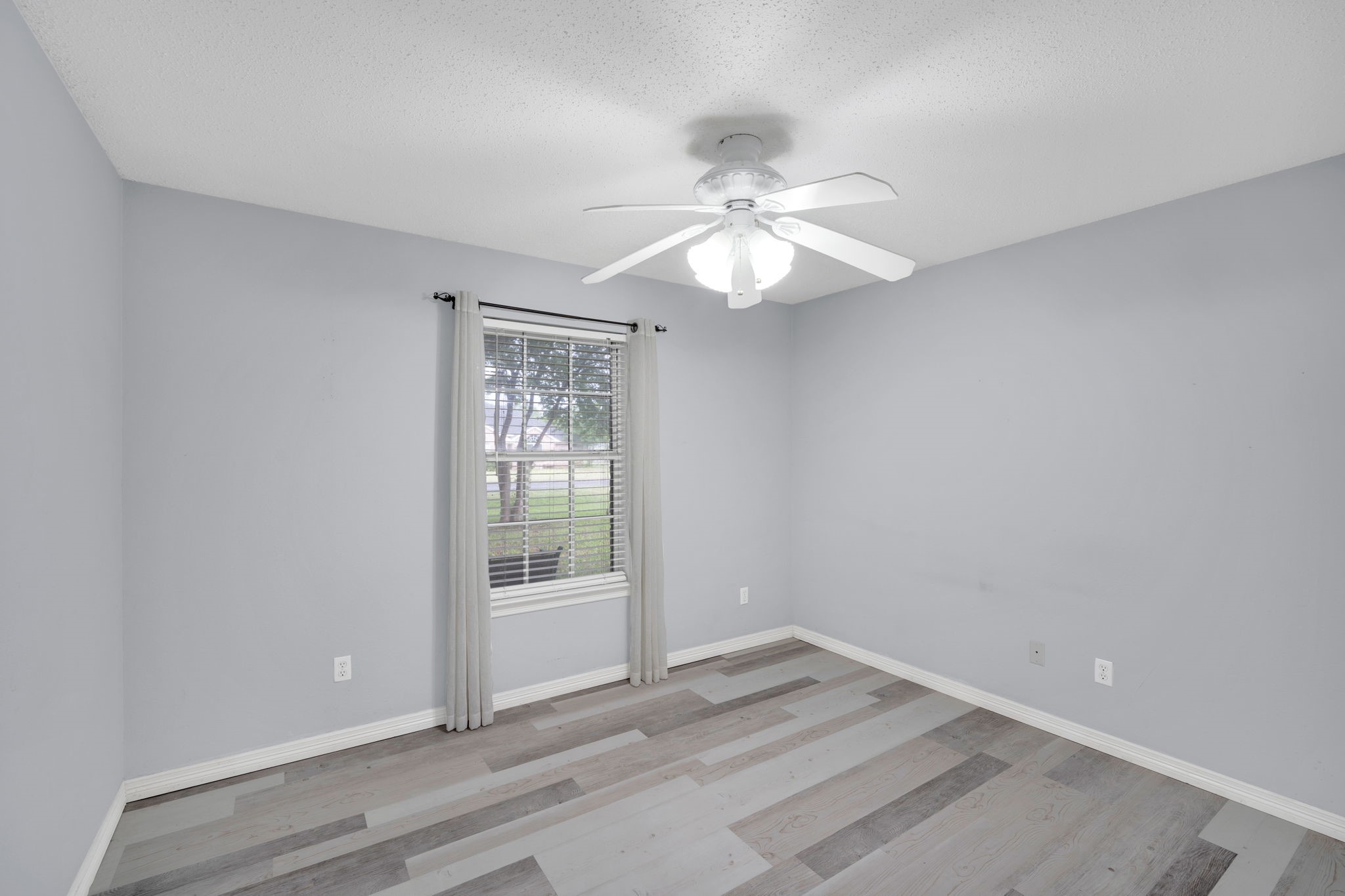 209 Alesha Road Red Oak TX 75154