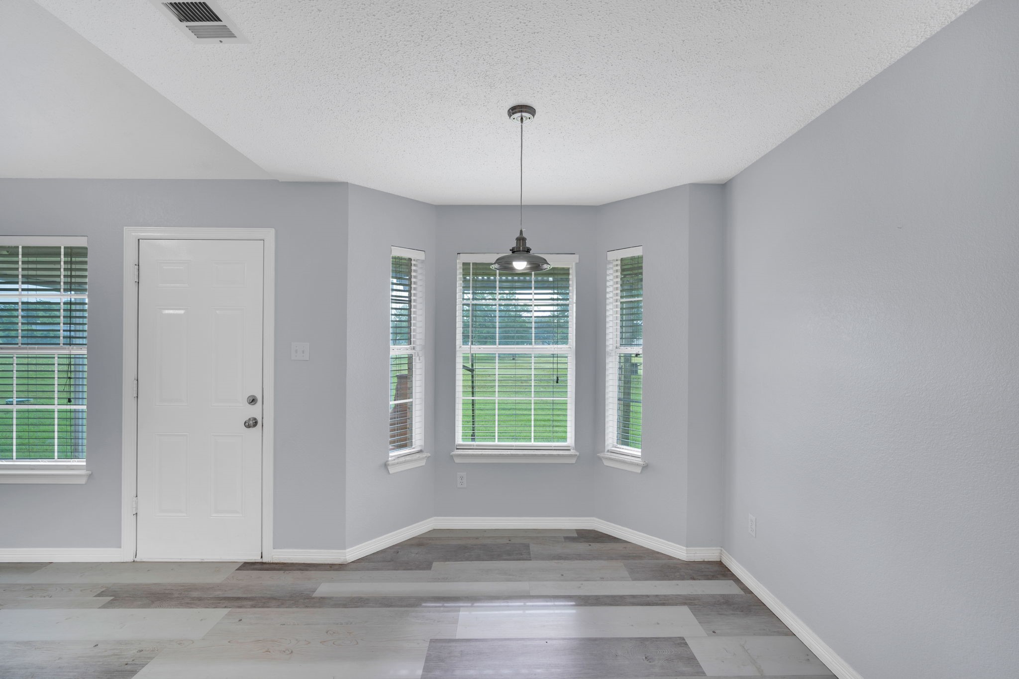 209 Alesha Road Red Oak TX 75154