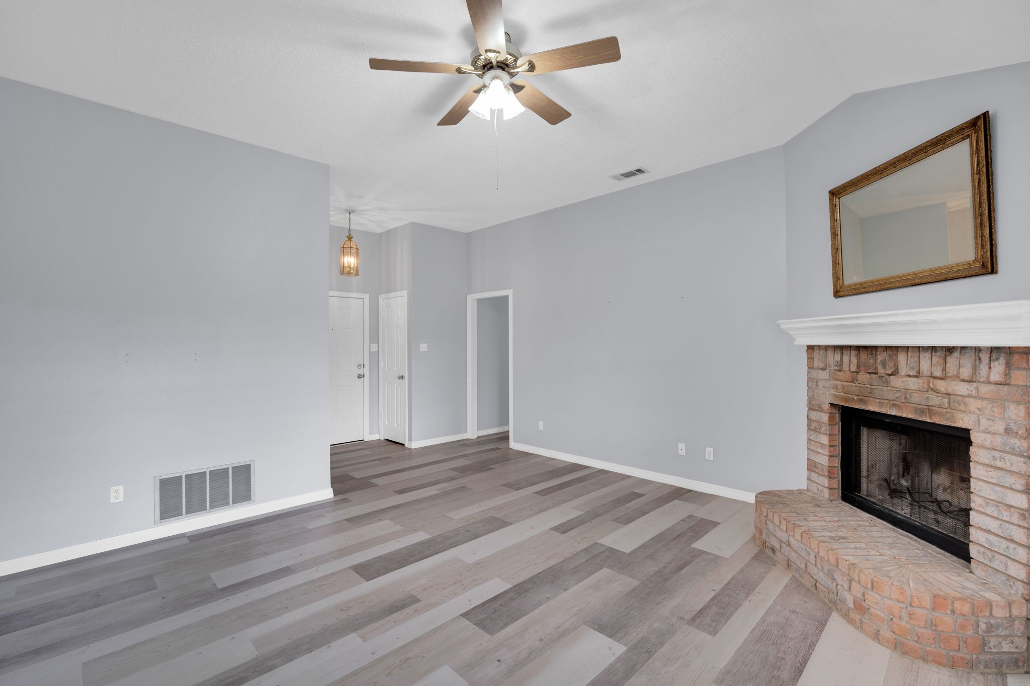 209 Alesha Road Red Oak TX 75154