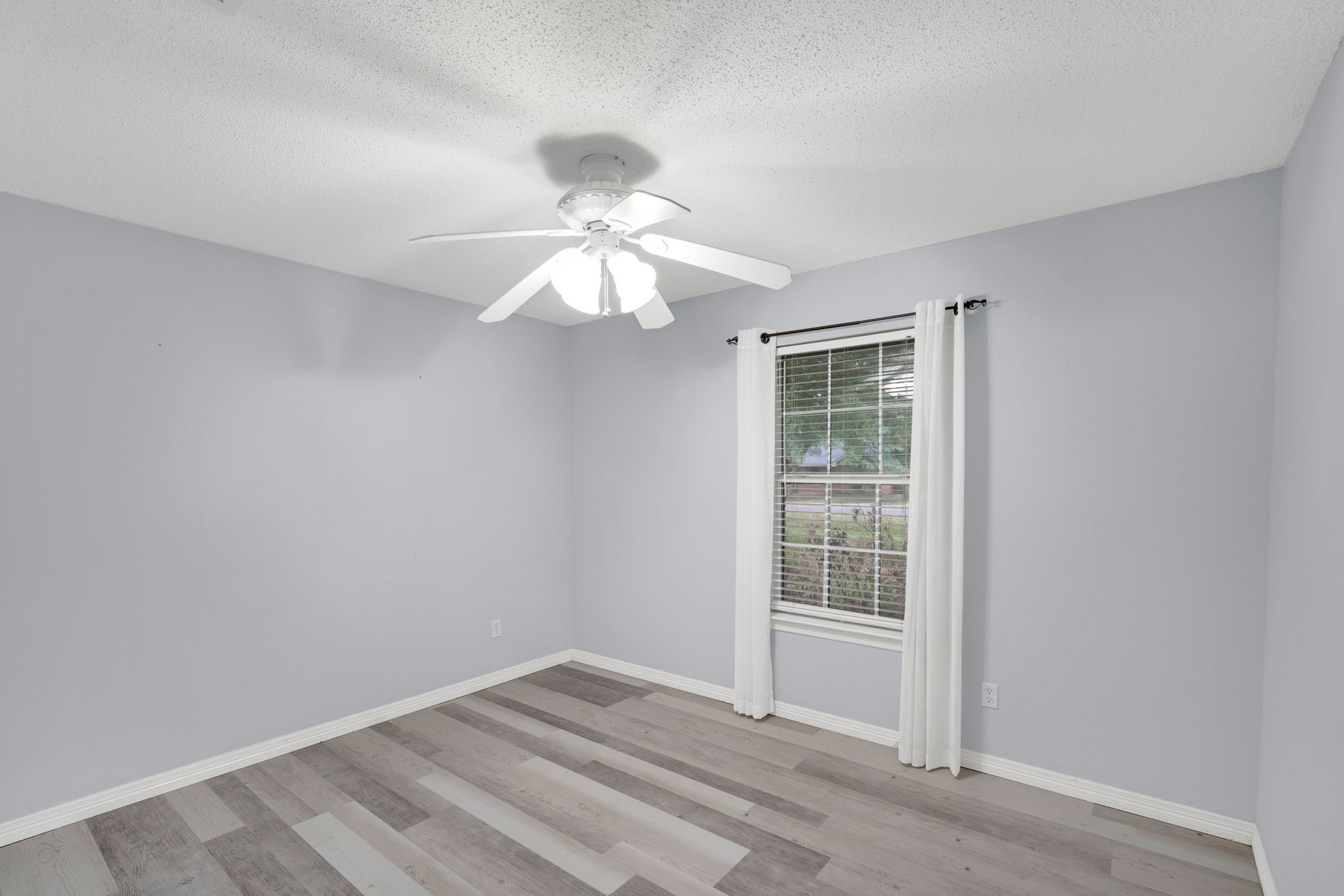 209 Alesha Road Red Oak TX 75154