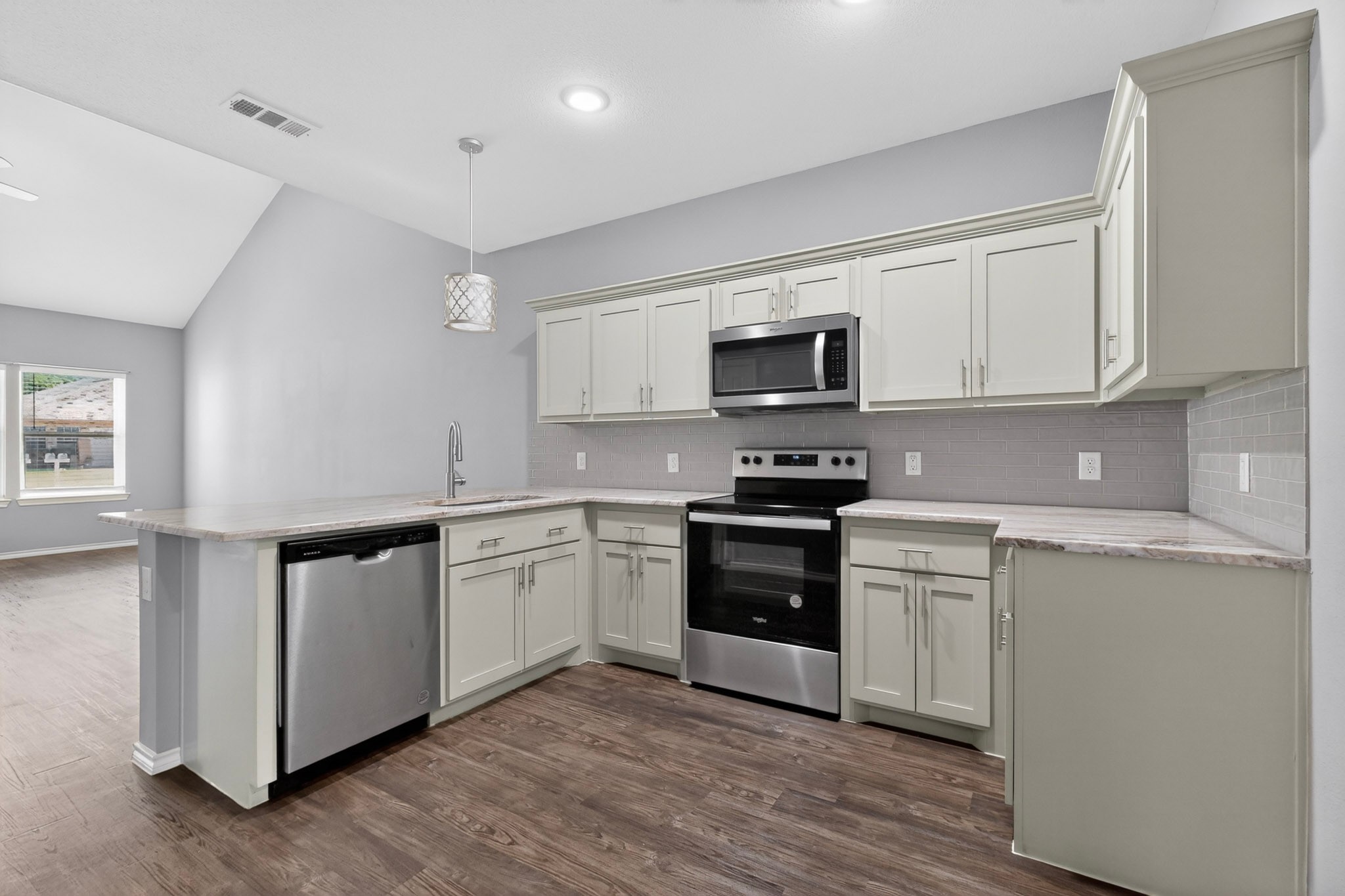 3310 Polk Street Greenville TX 75401