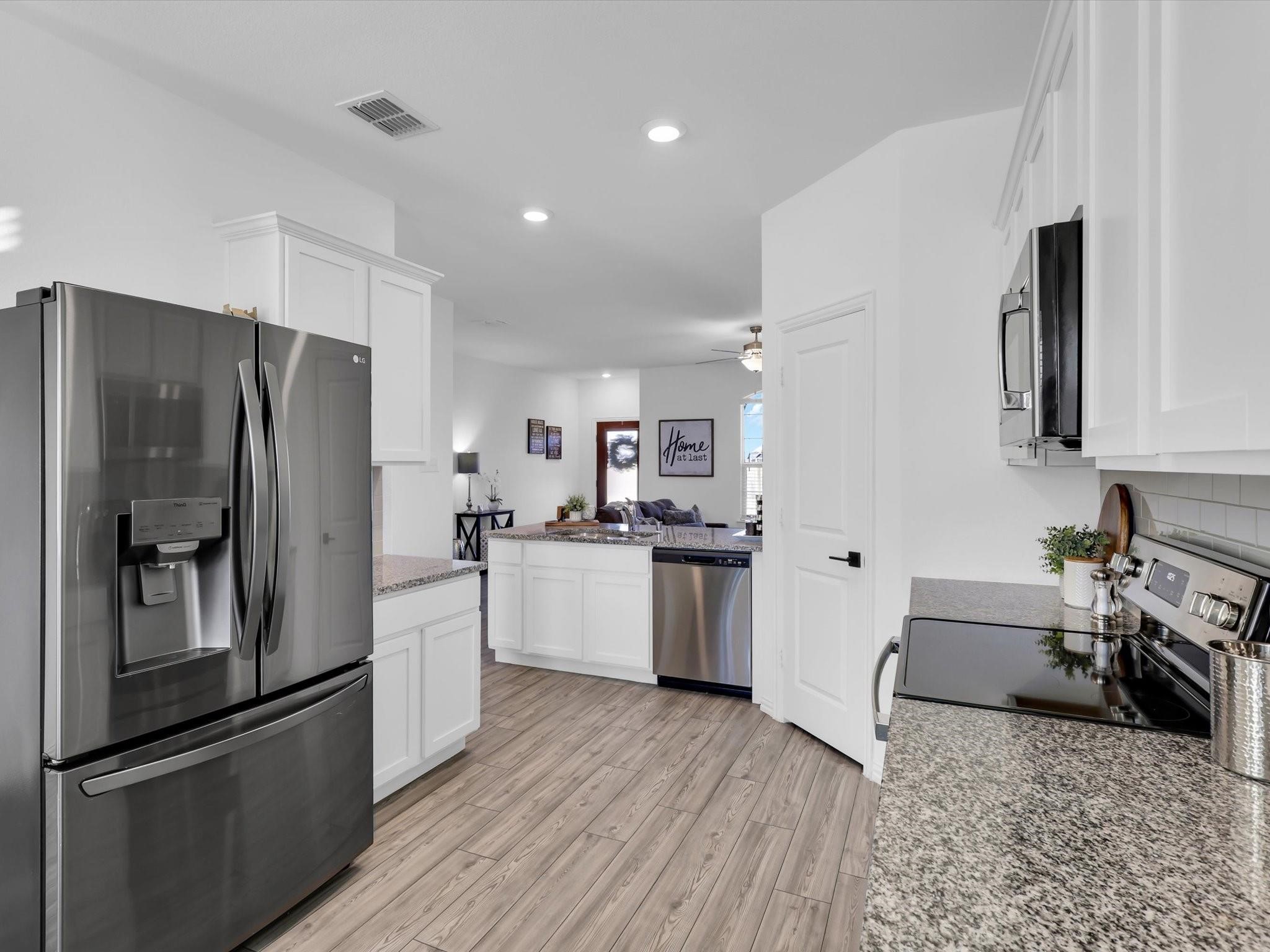 11616 Roaring Fork Trail Aubrey TX 76227