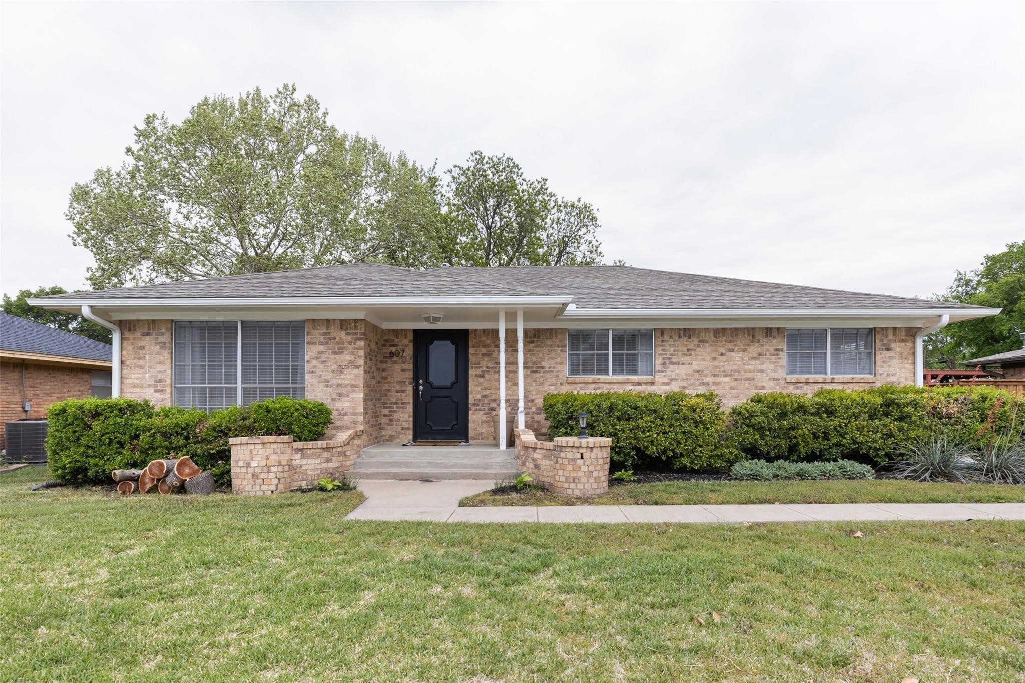 607 W Cedar Street Celina TX 75009