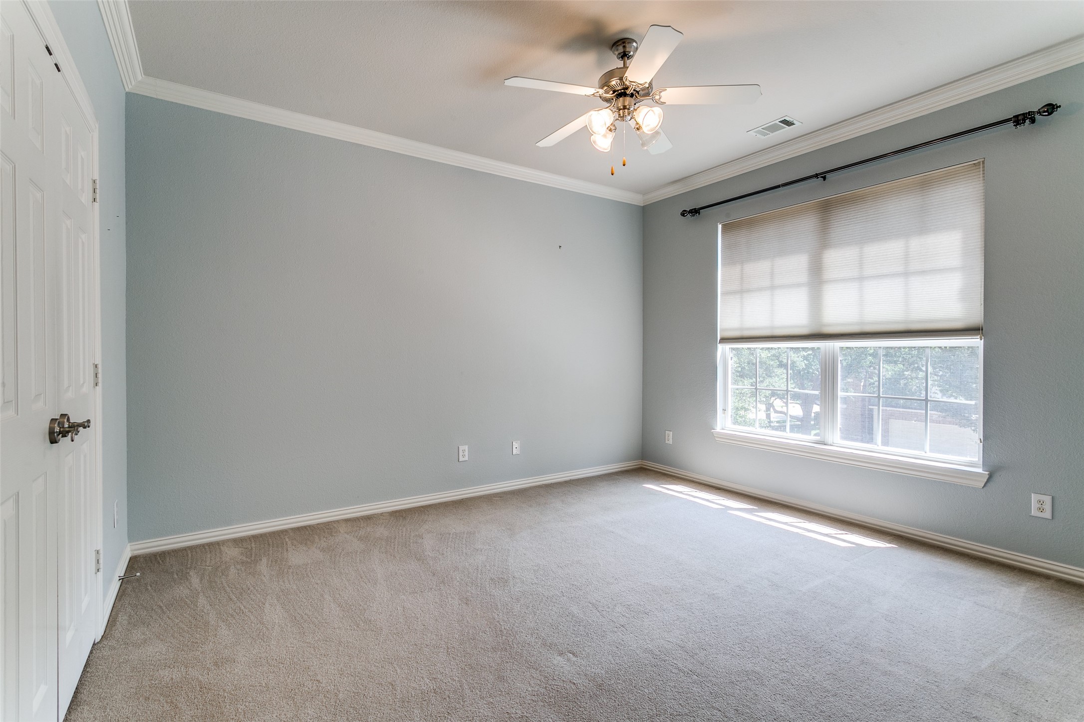 4472 Saint Andrews Boulevard Irving TX 75038