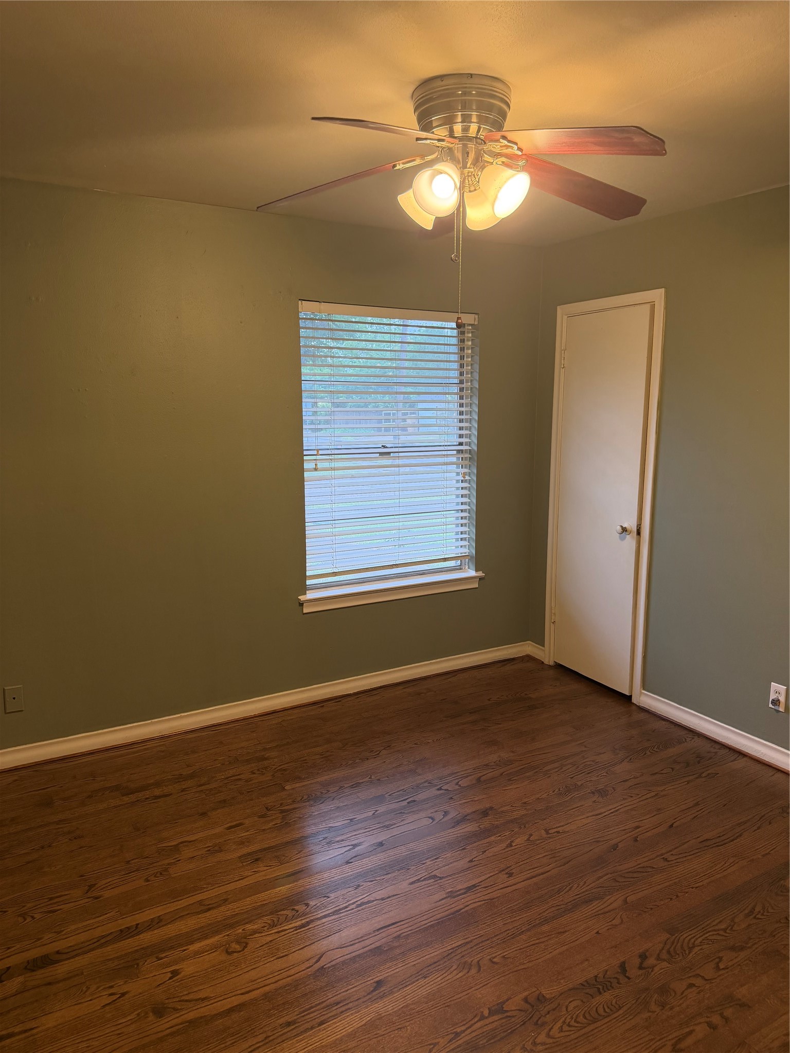 10205 San Juan Avenue Dallas TX 75228