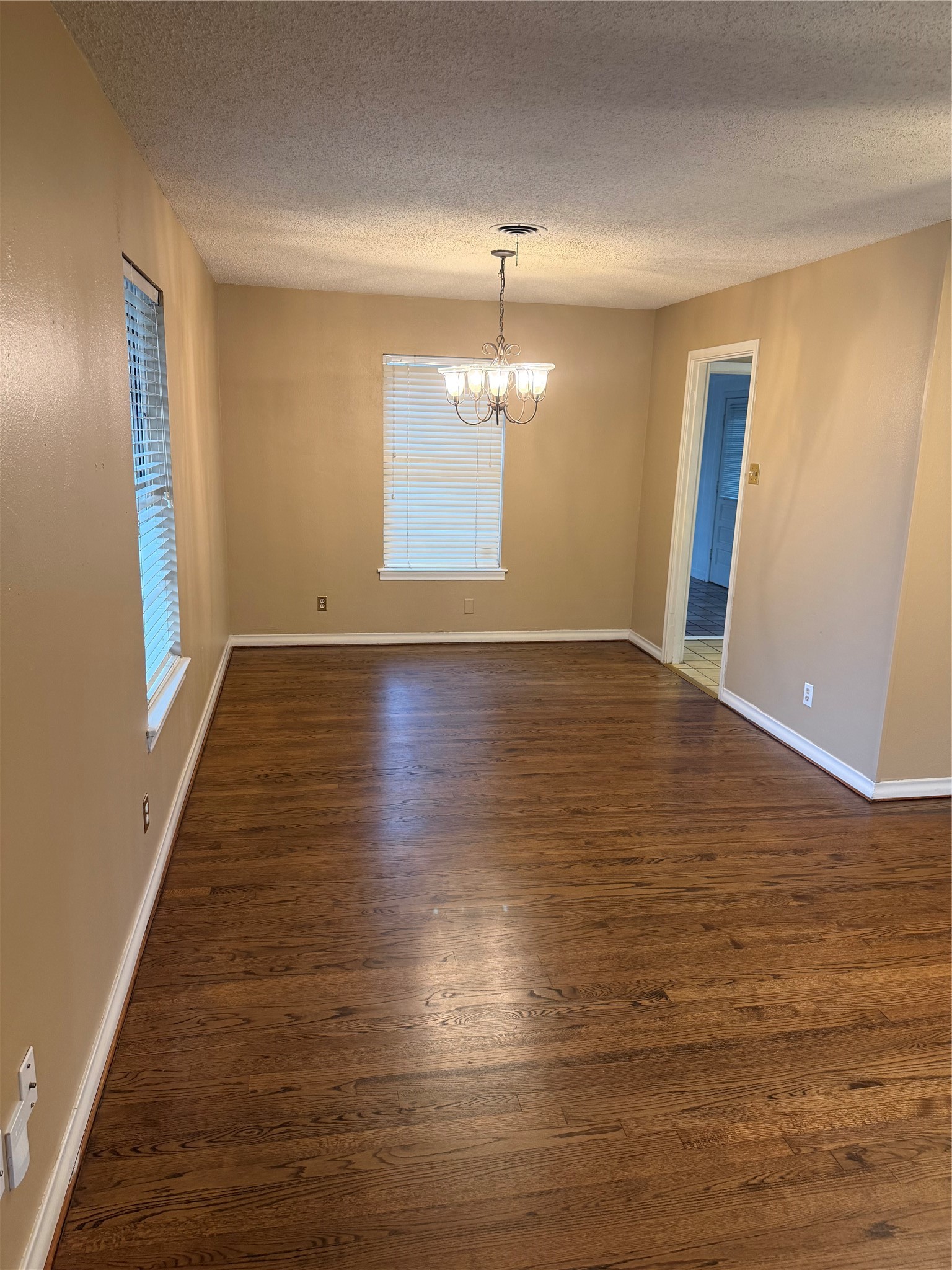 10205 San Juan Avenue Dallas TX 75228