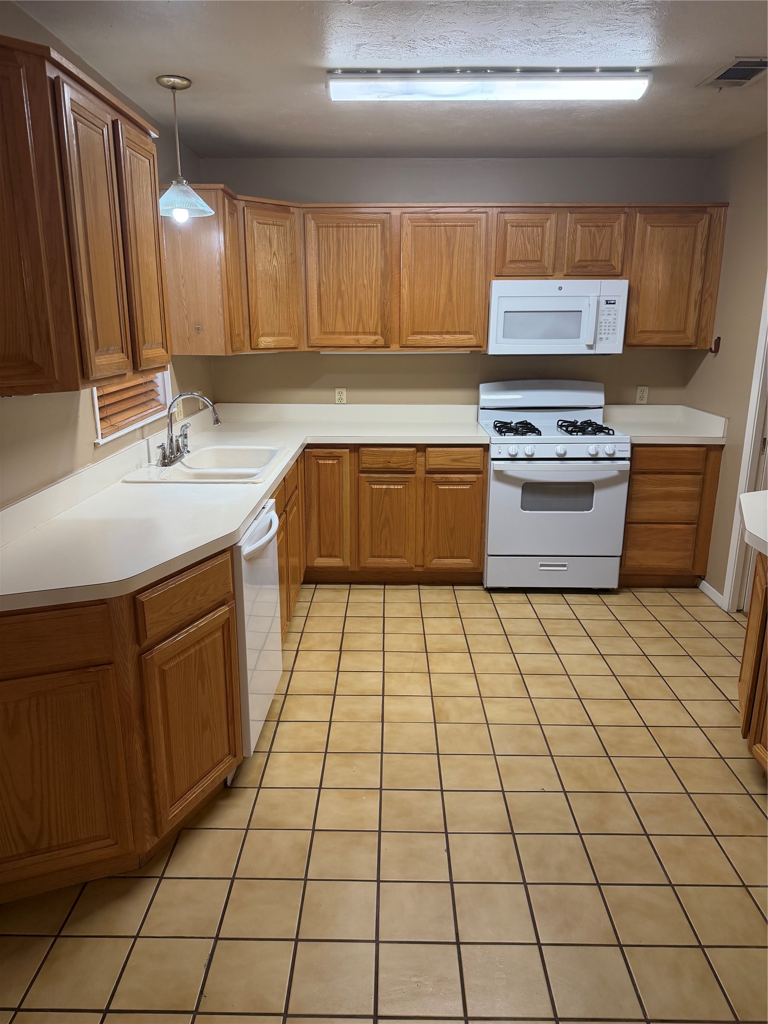 10205 San Juan Avenue Dallas TX 75228