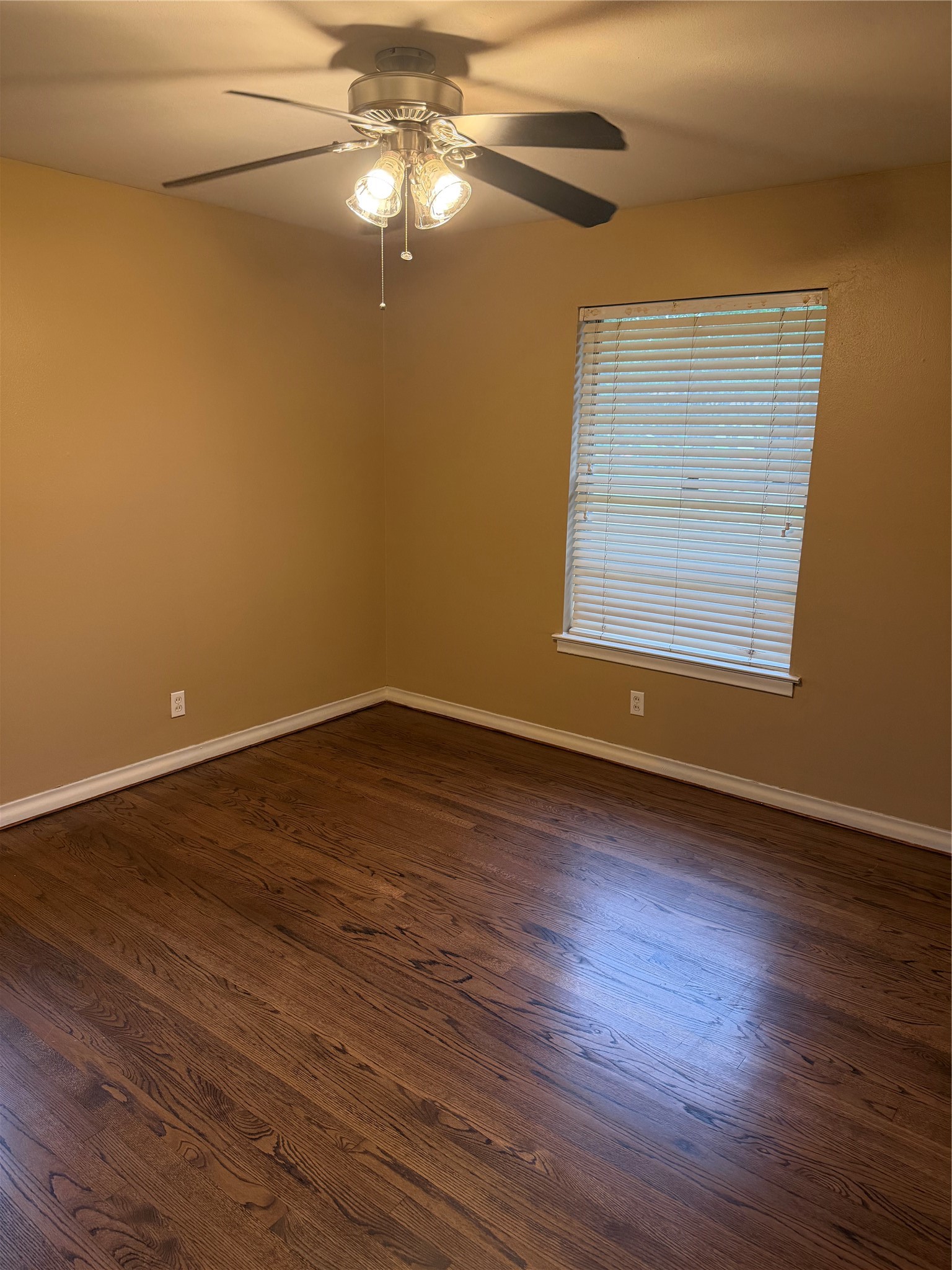 10205 San Juan Avenue Dallas TX 75228