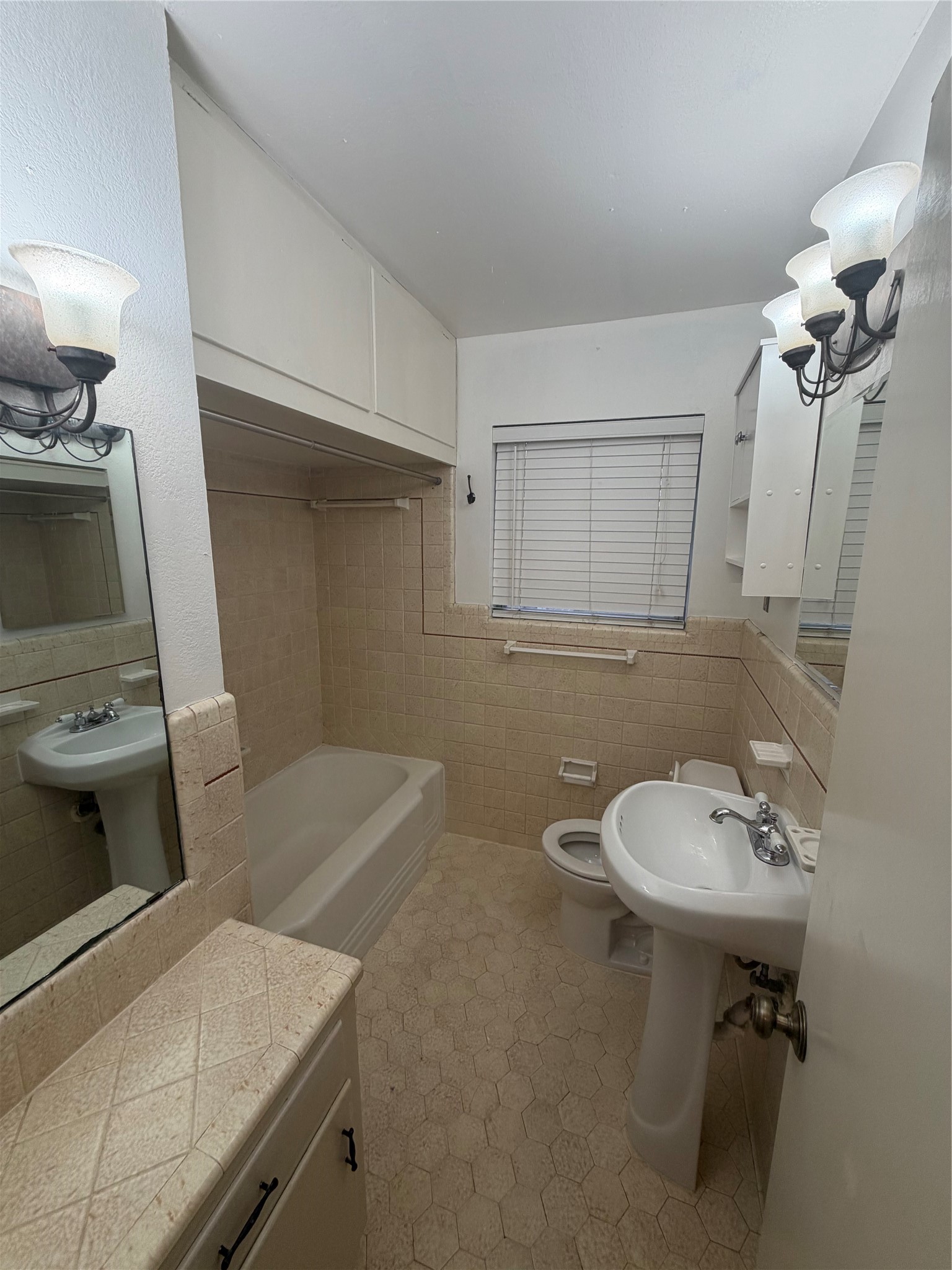 10205 San Juan Avenue Dallas TX 75228