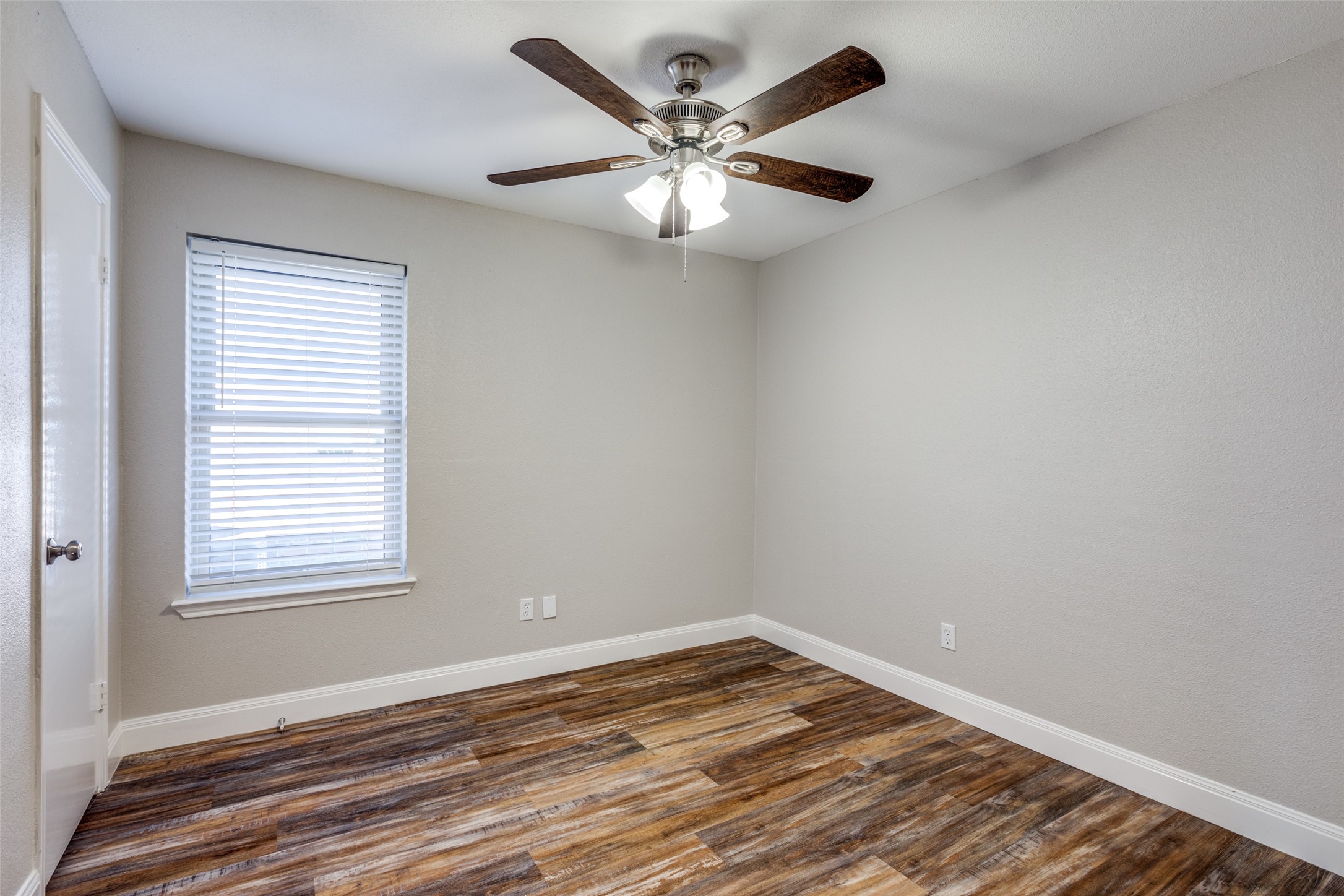 3814 Drakestone Avenue Rowlett TX 75088