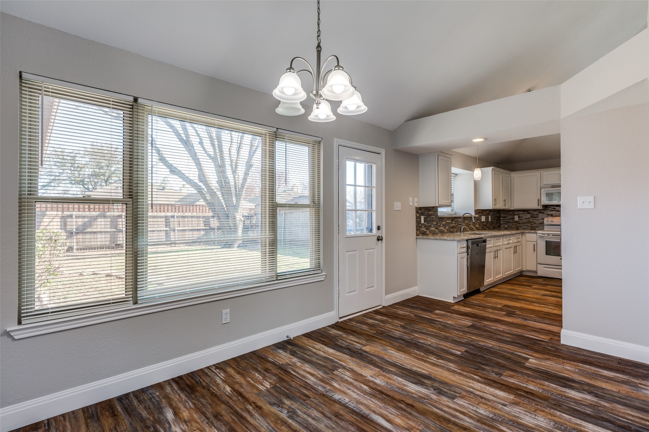 3814 Drakestone Avenue Rowlett TX 75088