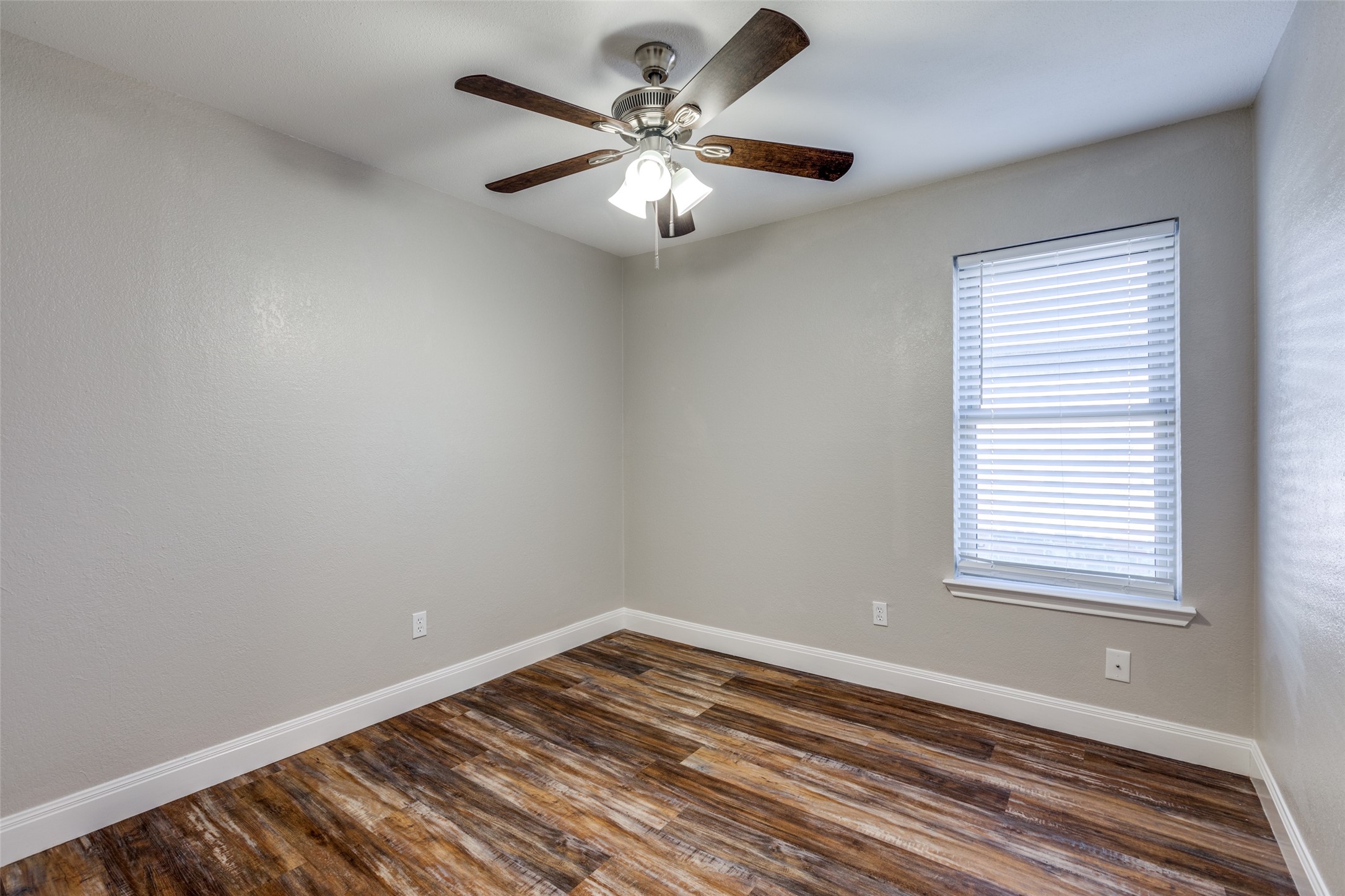 3814 Drakestone Avenue Rowlett TX 75088