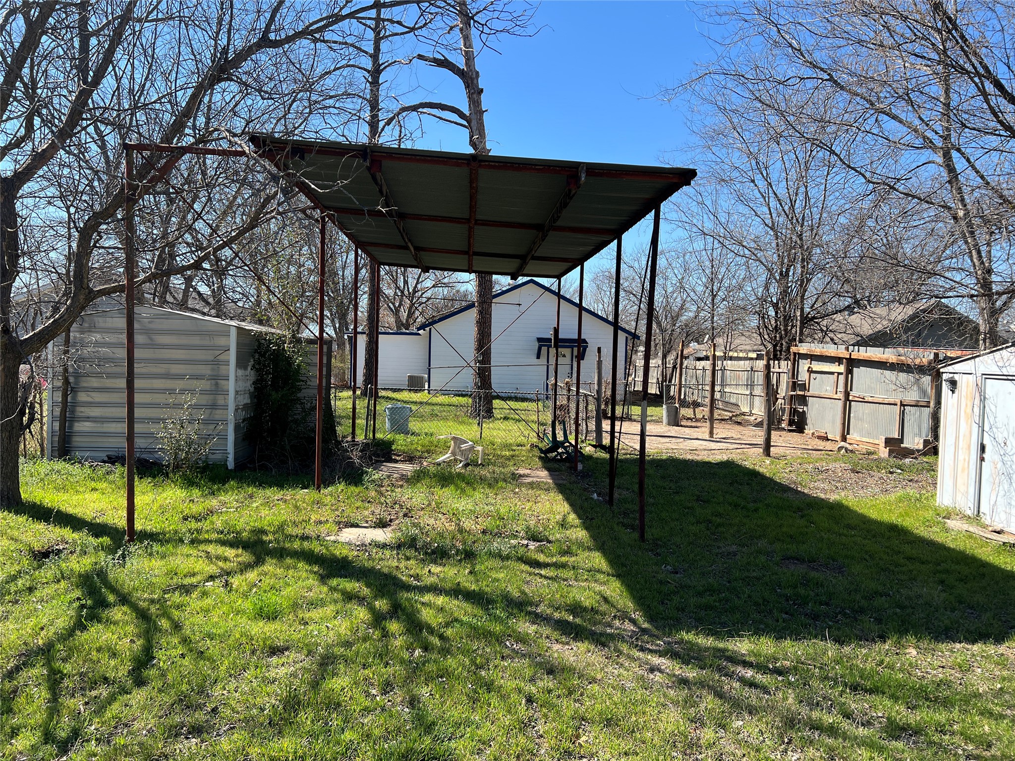 825 Texas Street Graham TX 76450