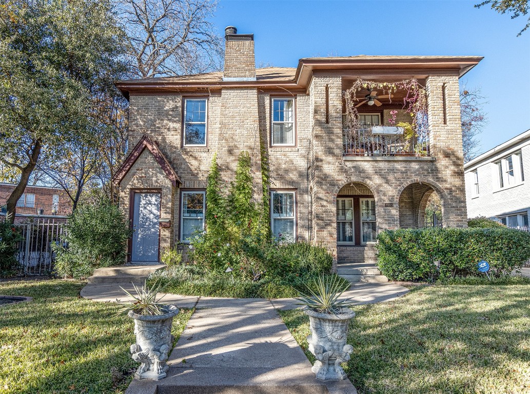 3901 Prescott Avenue Dallas TX 75219