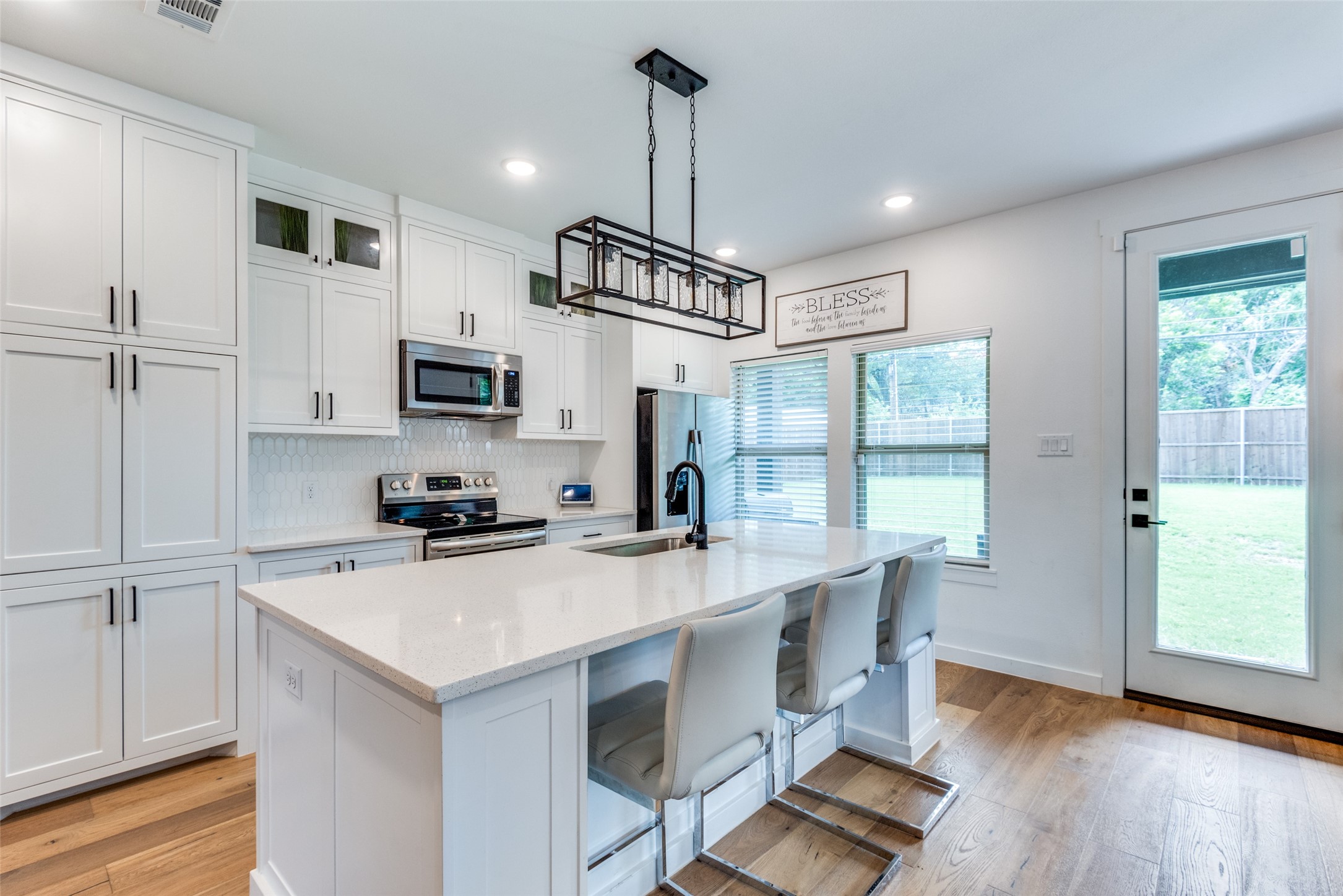 2830 S Marsalis Avenue Dallas TX 75216