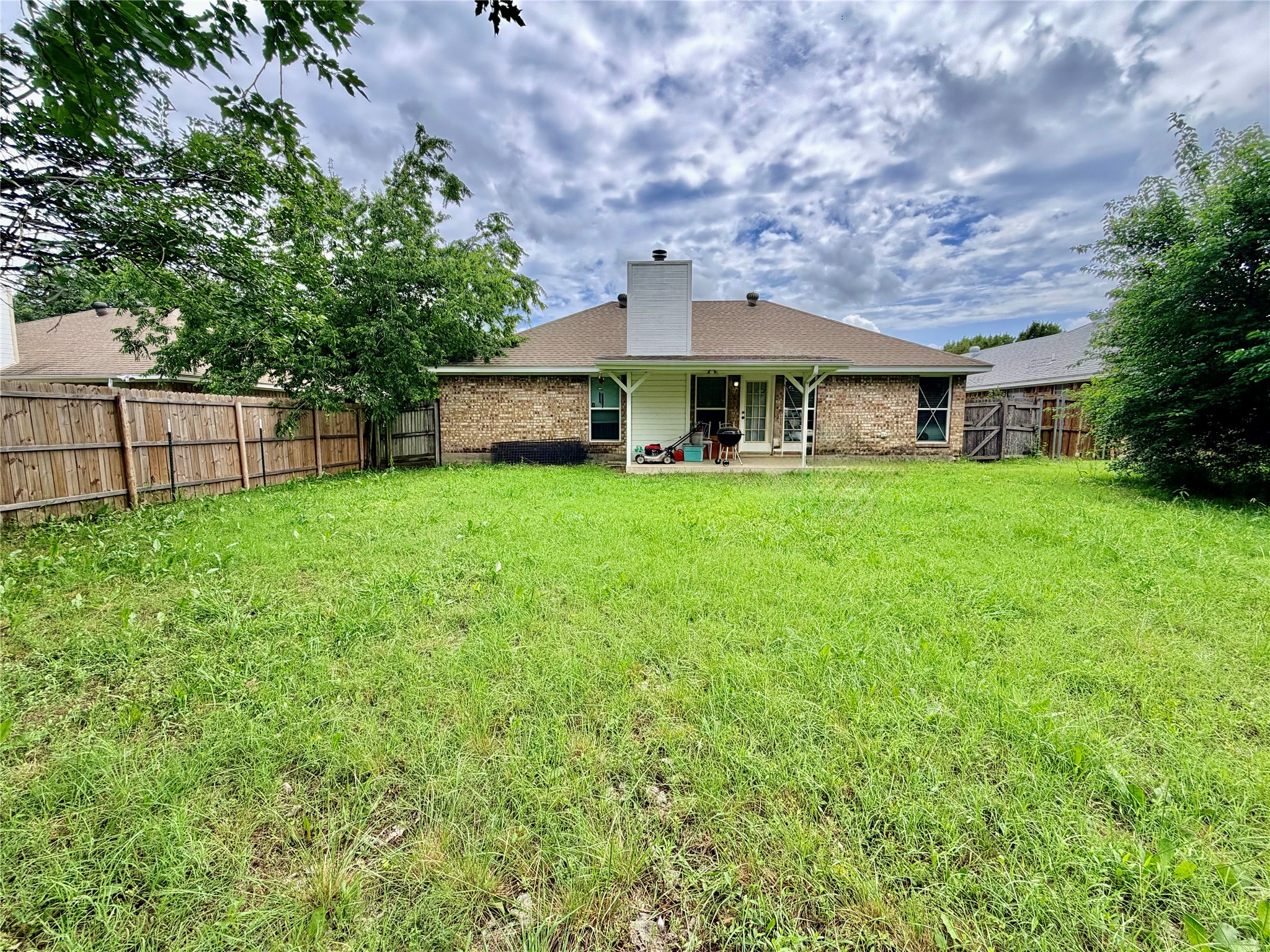 3228 N Bell Avenue Denton TX 76207