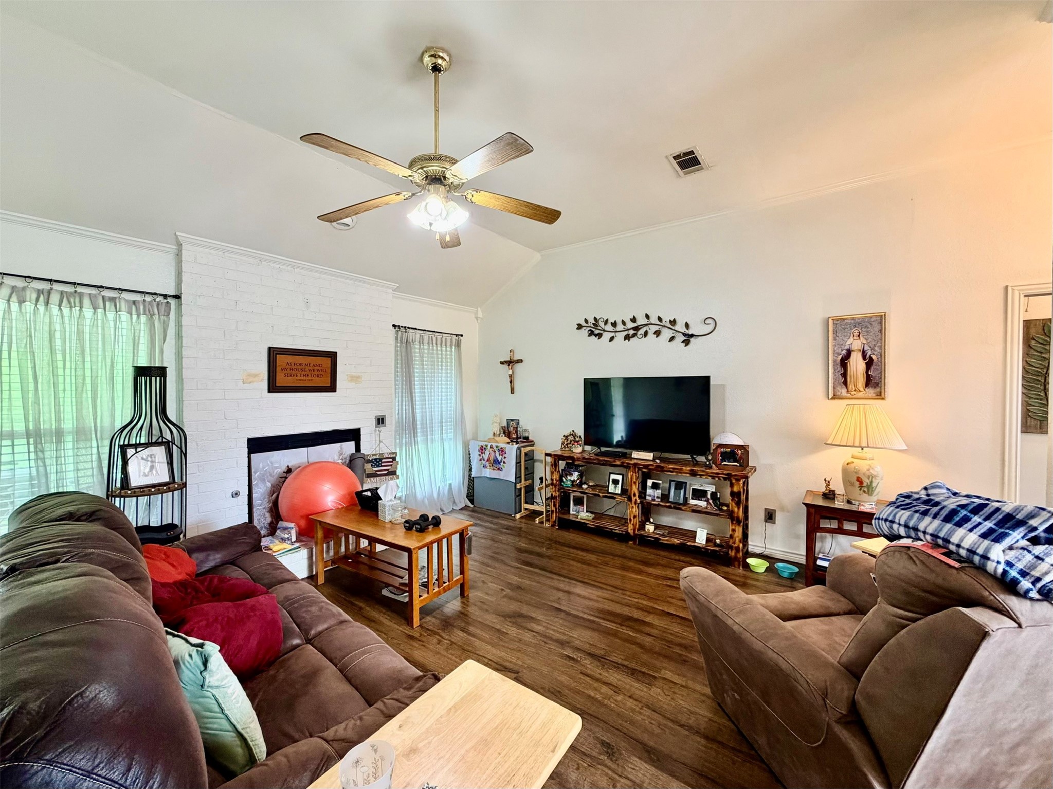 3228 N Bell Avenue Denton TX 76207