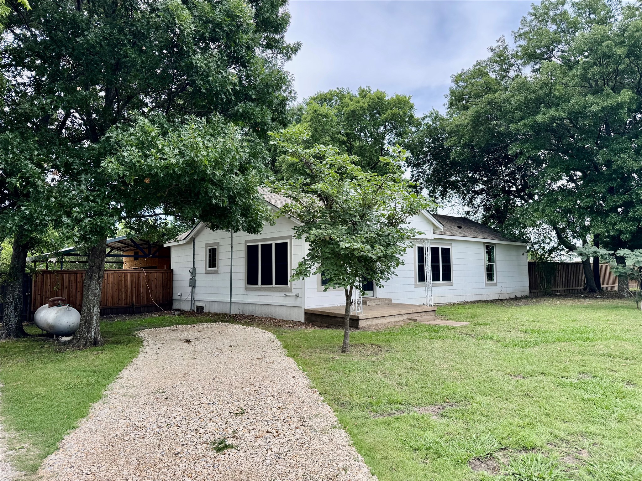 1197 Fm 697 Sherman TX 75090