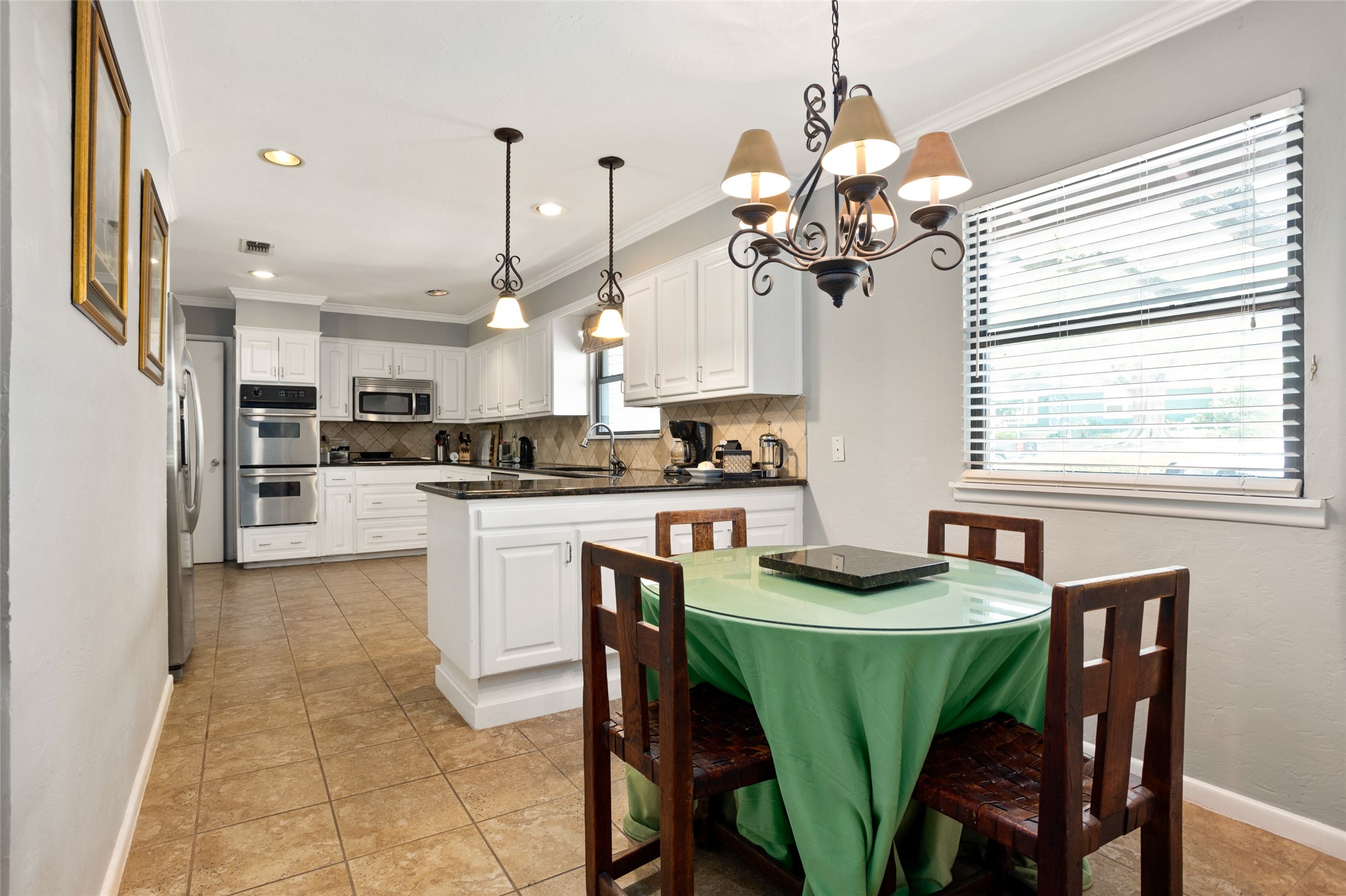 4224 Westmont Court Fort Worth TX 76109