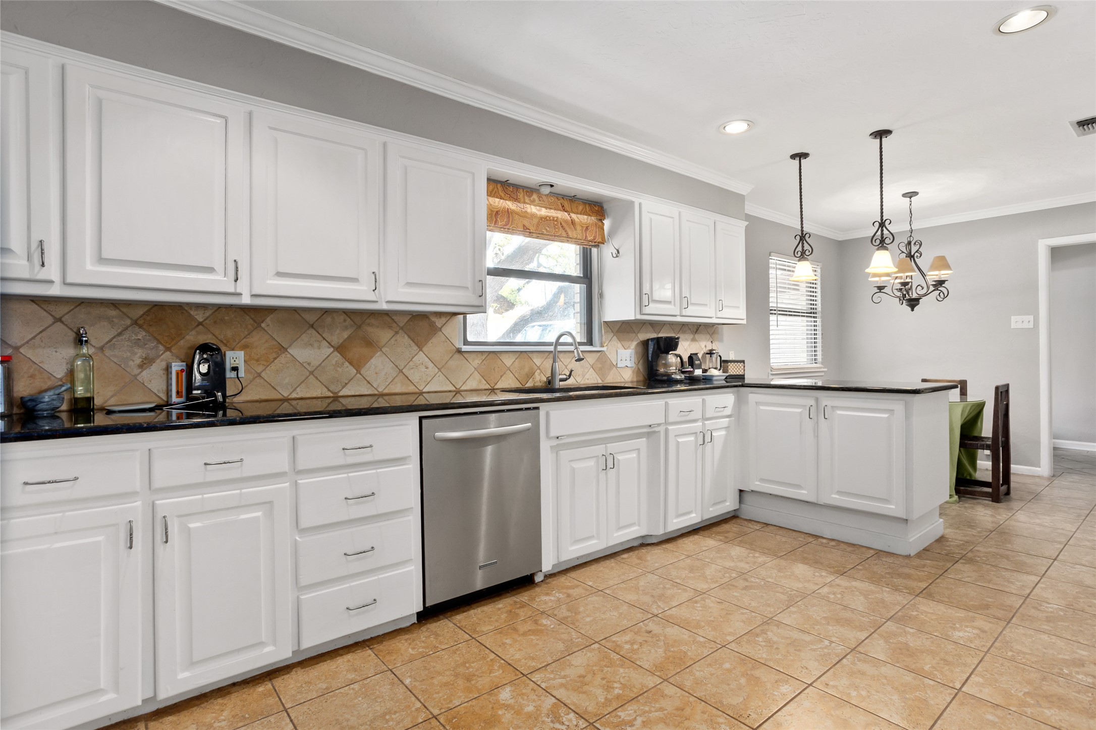 4224 Westmont Court Fort Worth TX 76109