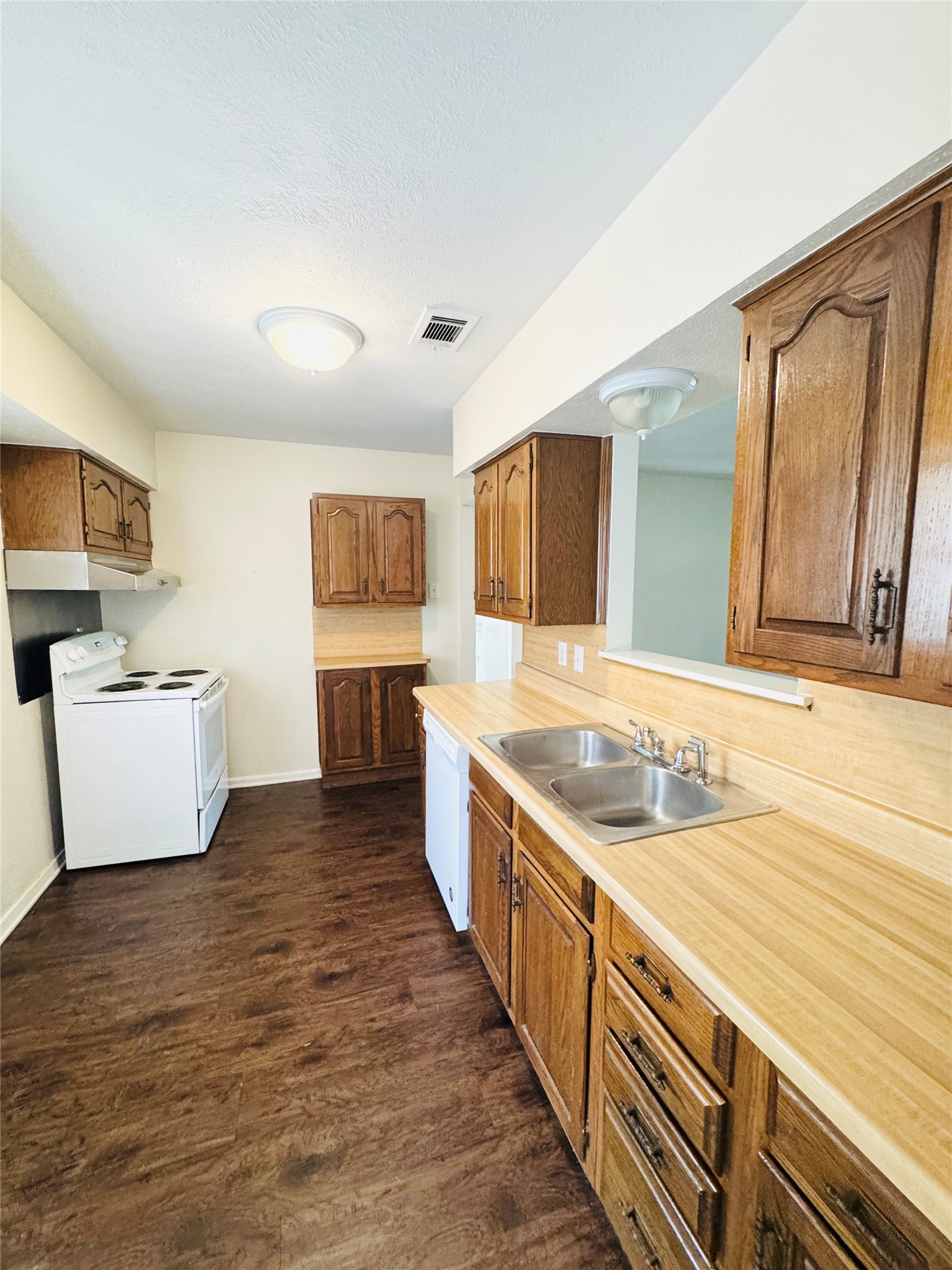 1104 Ashland Drive Mesquite TX 75149