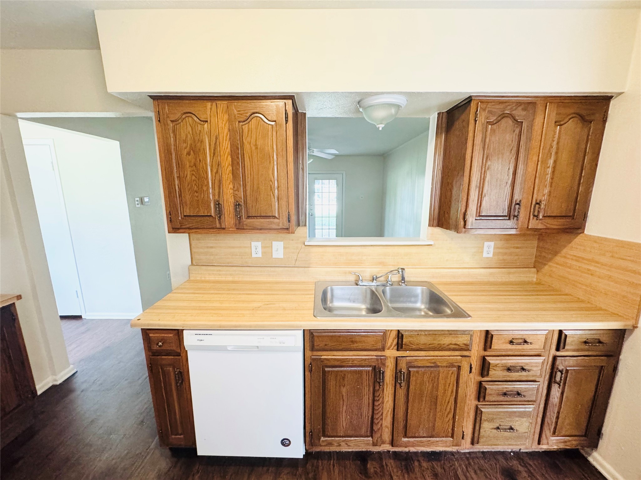 1104 Ashland Drive Mesquite TX 75149