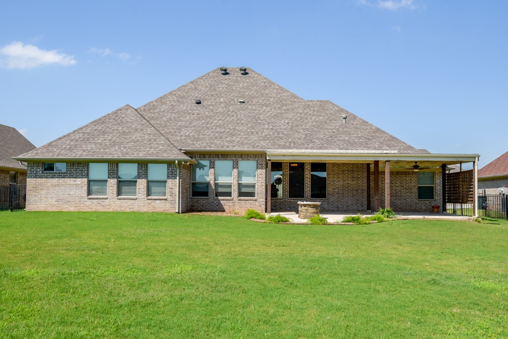 421 River Bank Lane Granbury TX 76049