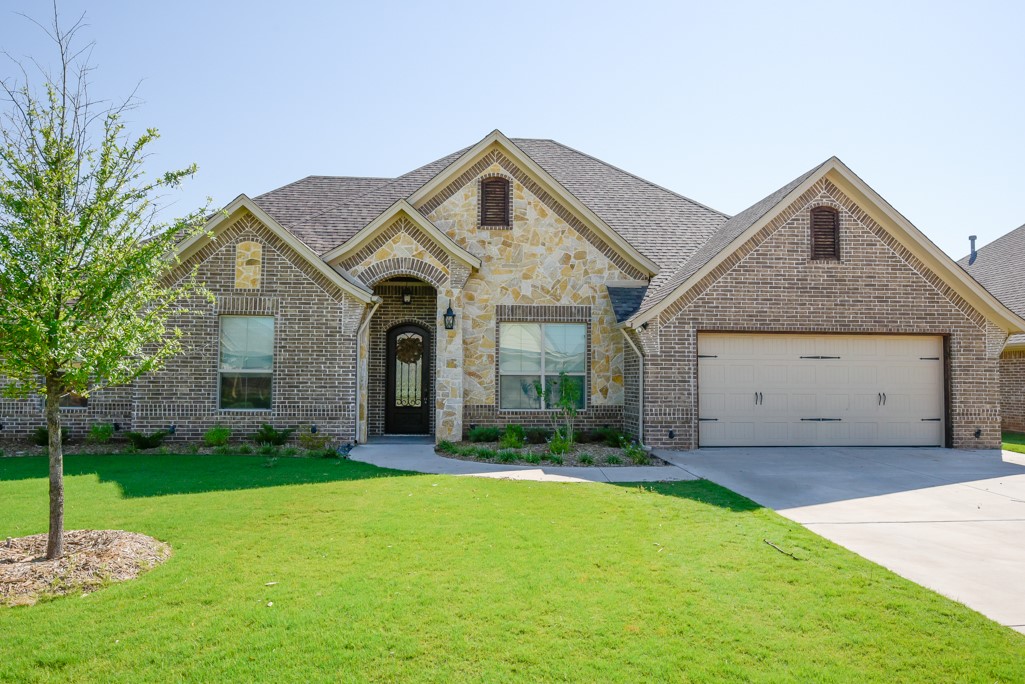 421 River Bank Lane Granbury TX 76049