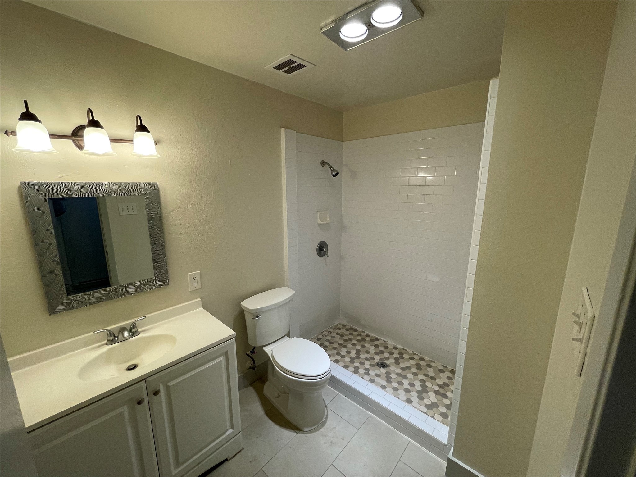 14046 Rolling Hills Lane Dallas TX 75240