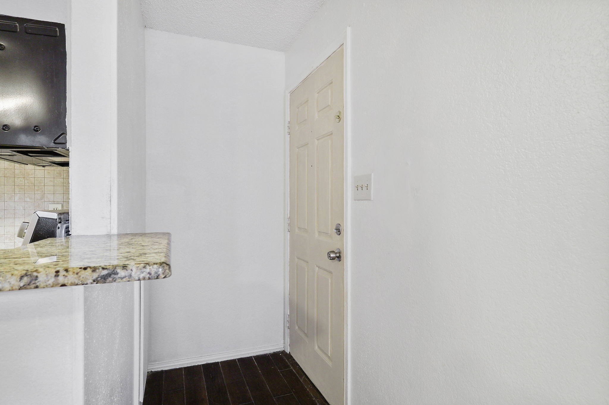 9823 Walnut Street Dallas TX 75243