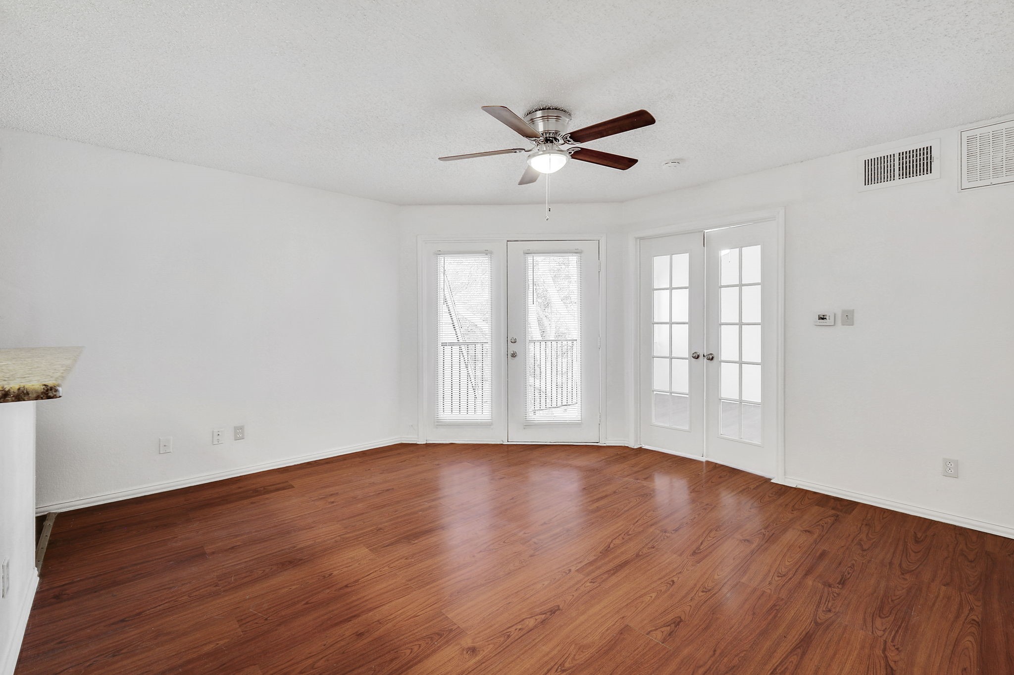 9823 Walnut Street Dallas TX 75243