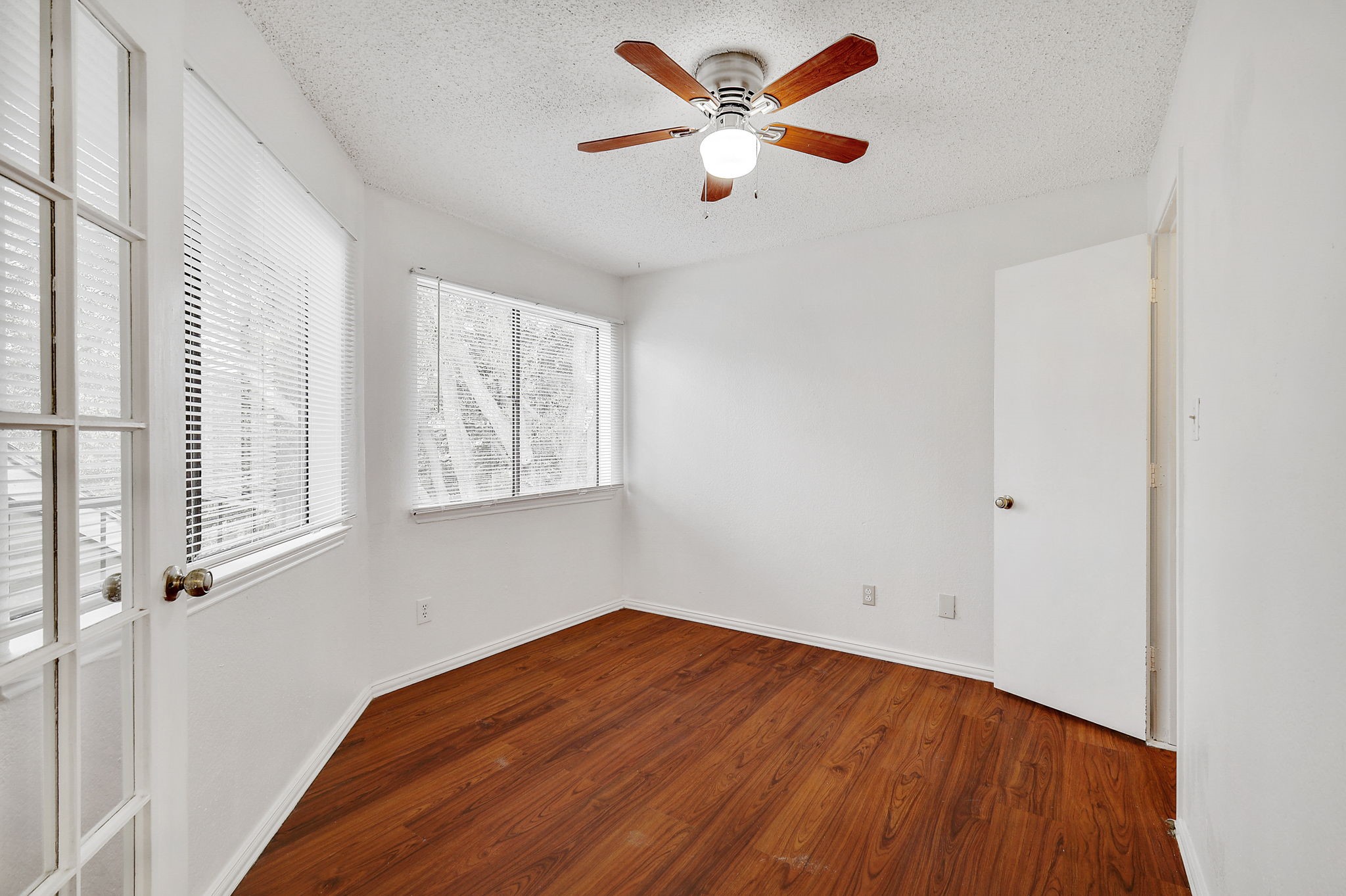 9823 Walnut Street Dallas TX 75243