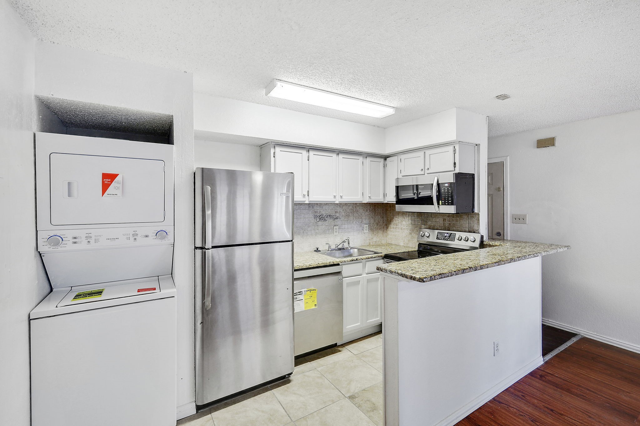 9823 Walnut Street Dallas TX 75243