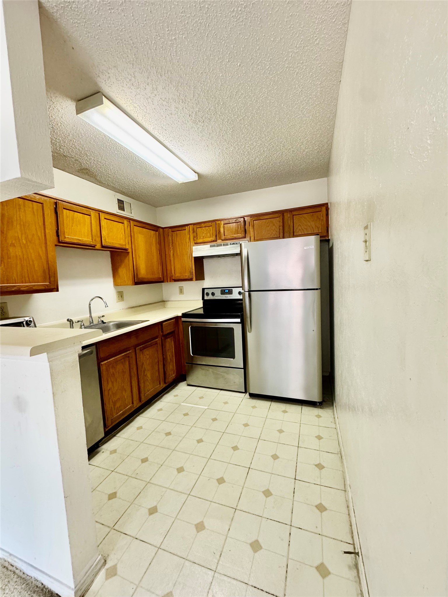 18333 Roehampton Drive Dallas TX 75252