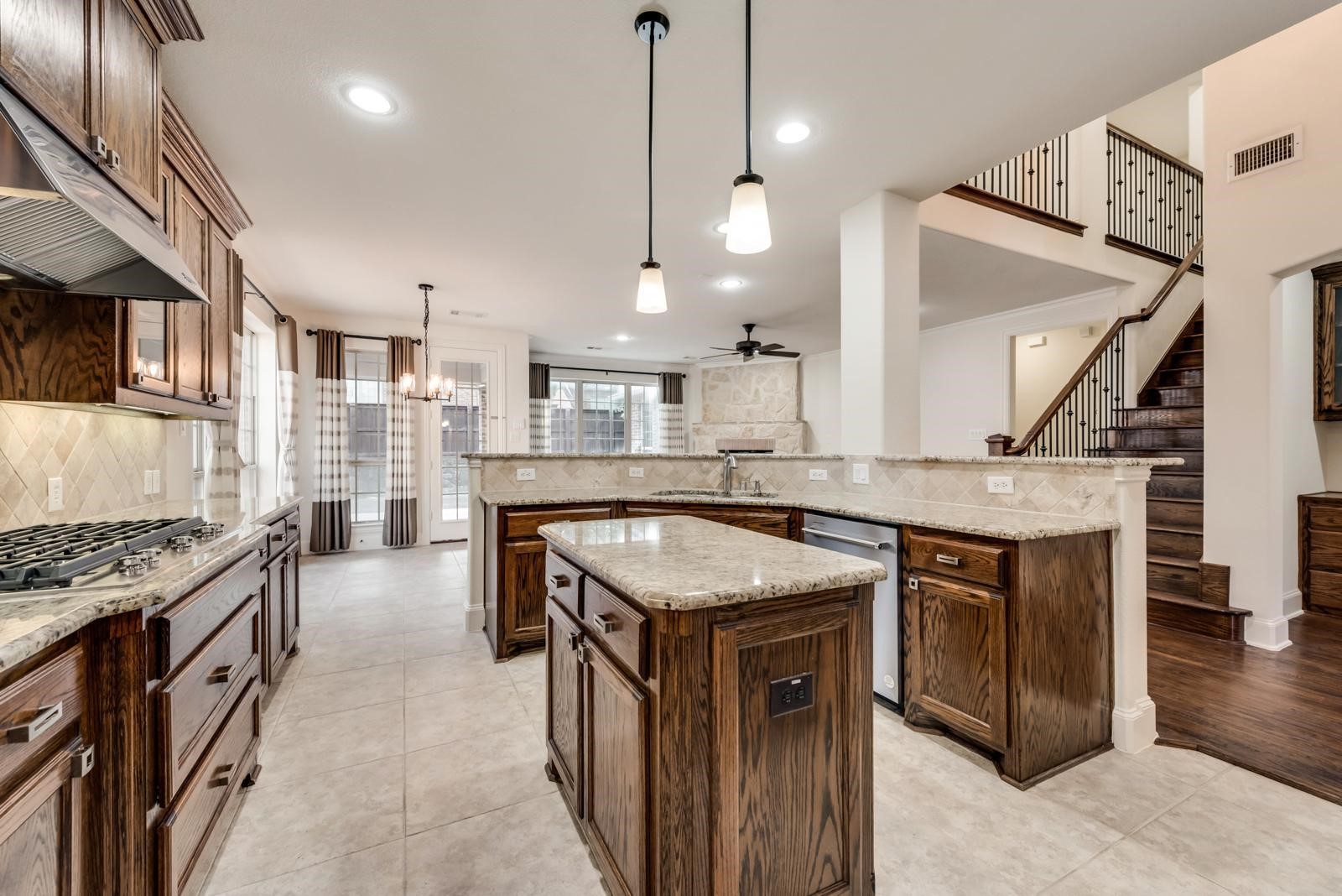 112 Lavaca Drive Irving TX 75039