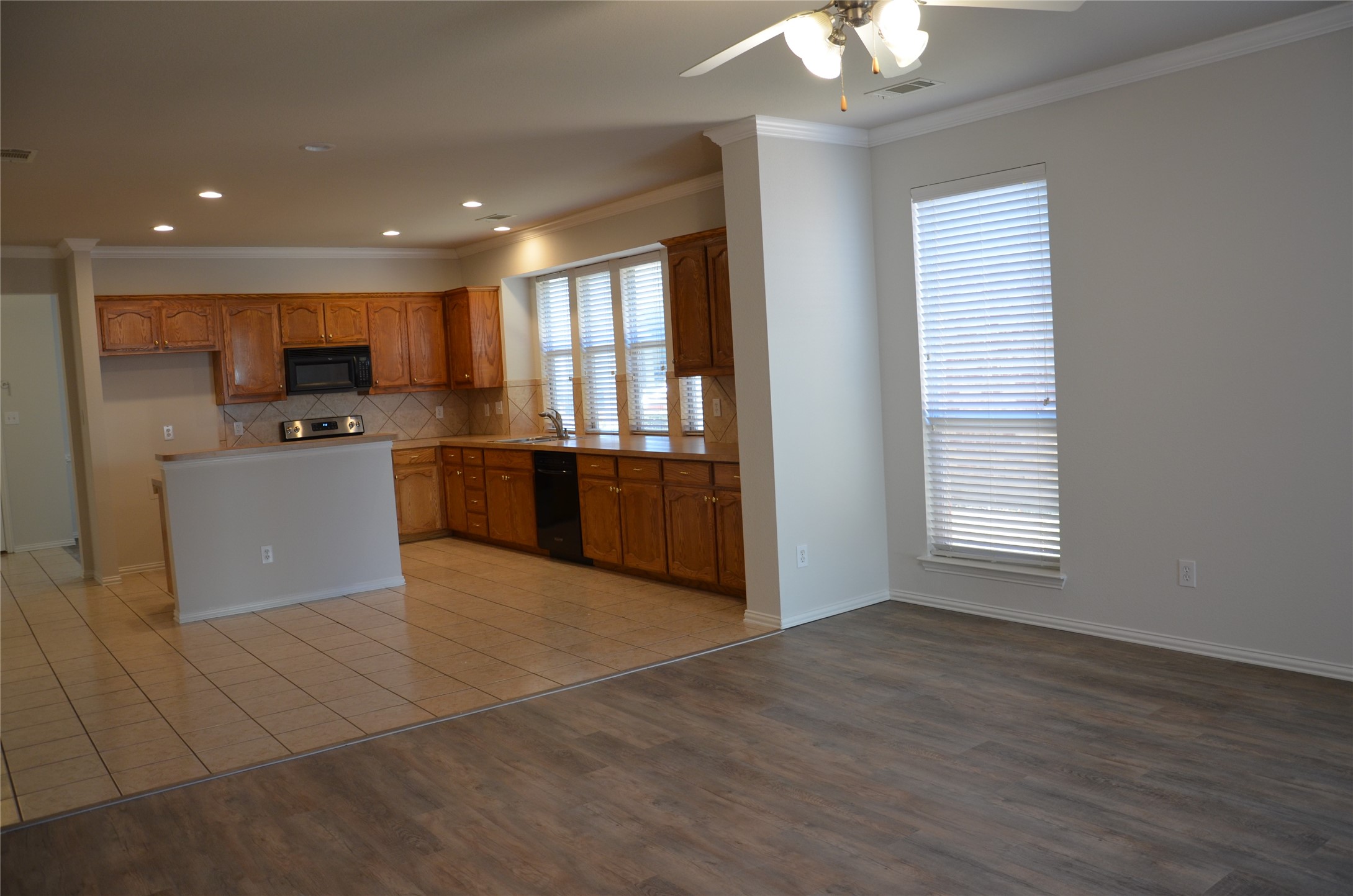 2809 Muskrat Drive Fort Worth TX 76244