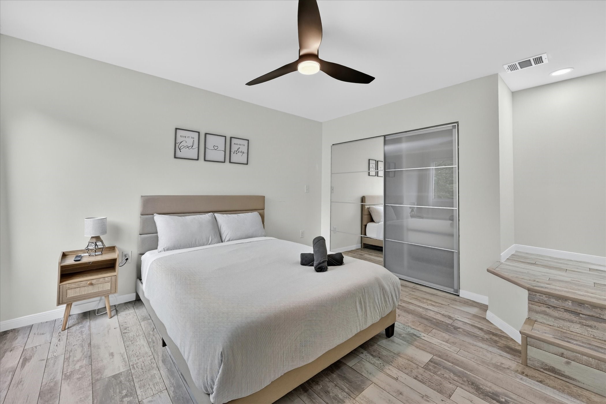 5912 Harvest Hill Road Dallas TX 75230
