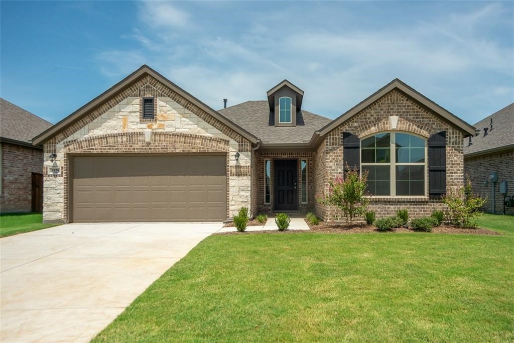1829 Meadow Trail Lane Aubrey TX 76227