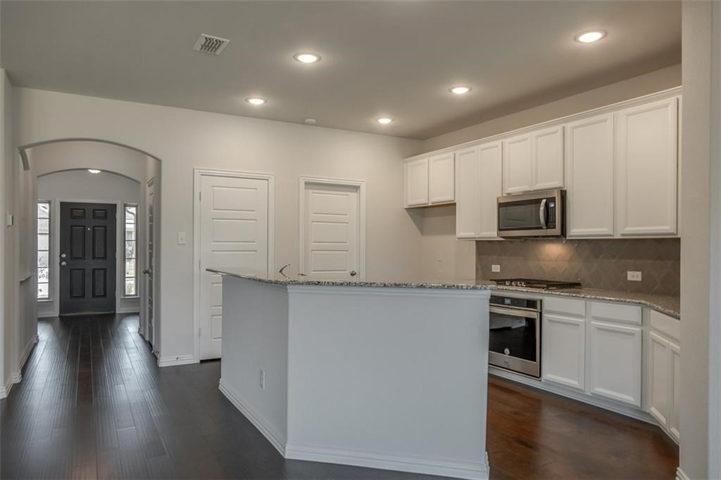 1829 Meadow Trail Lane Aubrey TX 76227