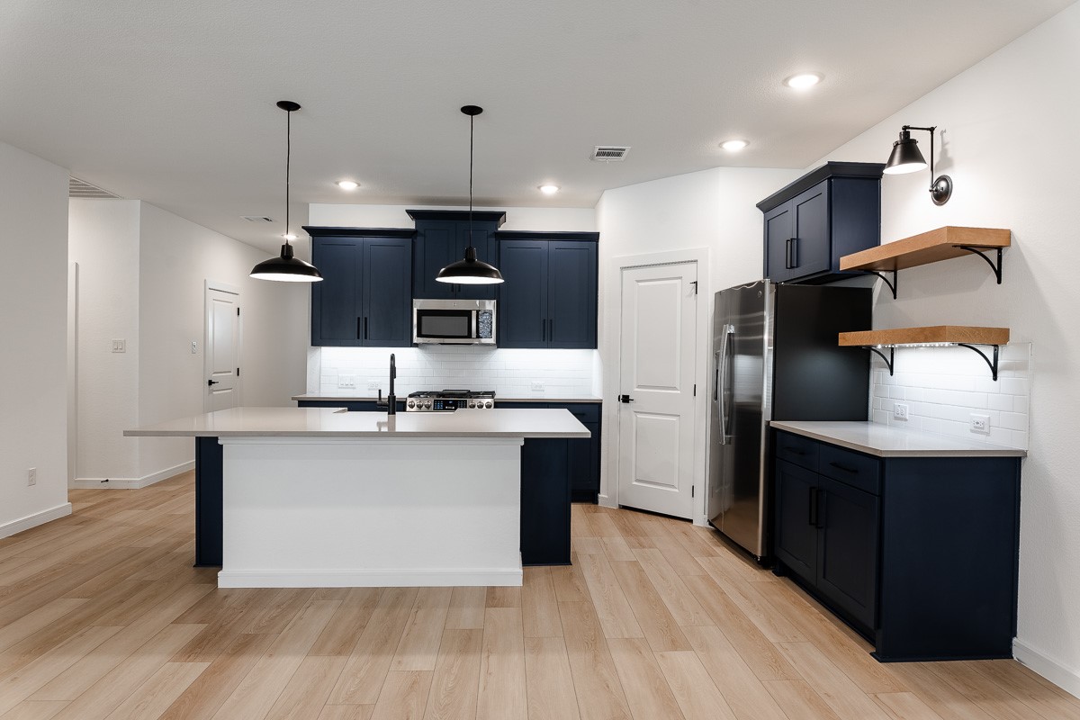 528 Brook View Drive Van Alstyne TX 75495