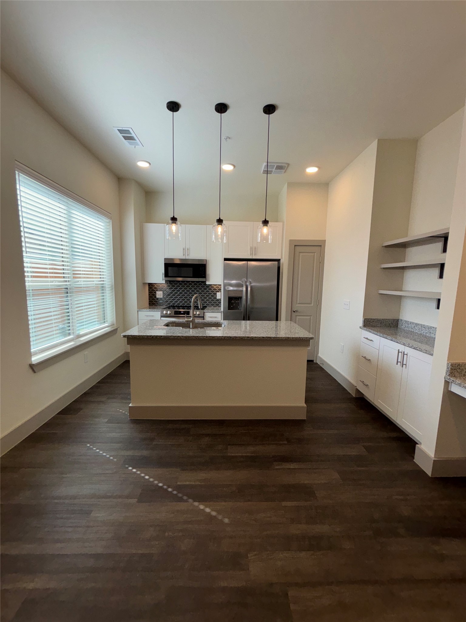 2036 Oak Grove Aubrey TX 76227