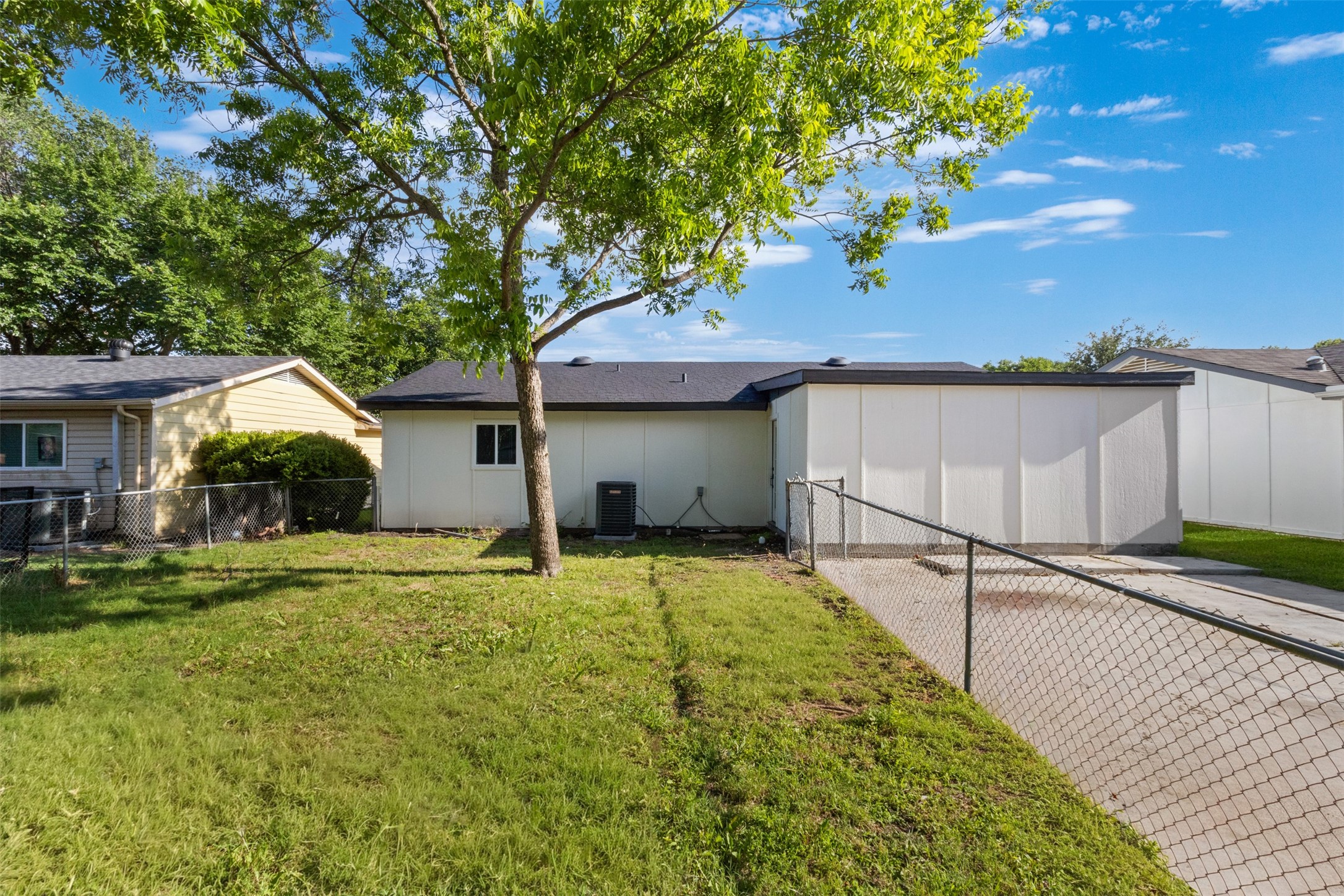 913 Roaming Road Drive Allen TX 75002
