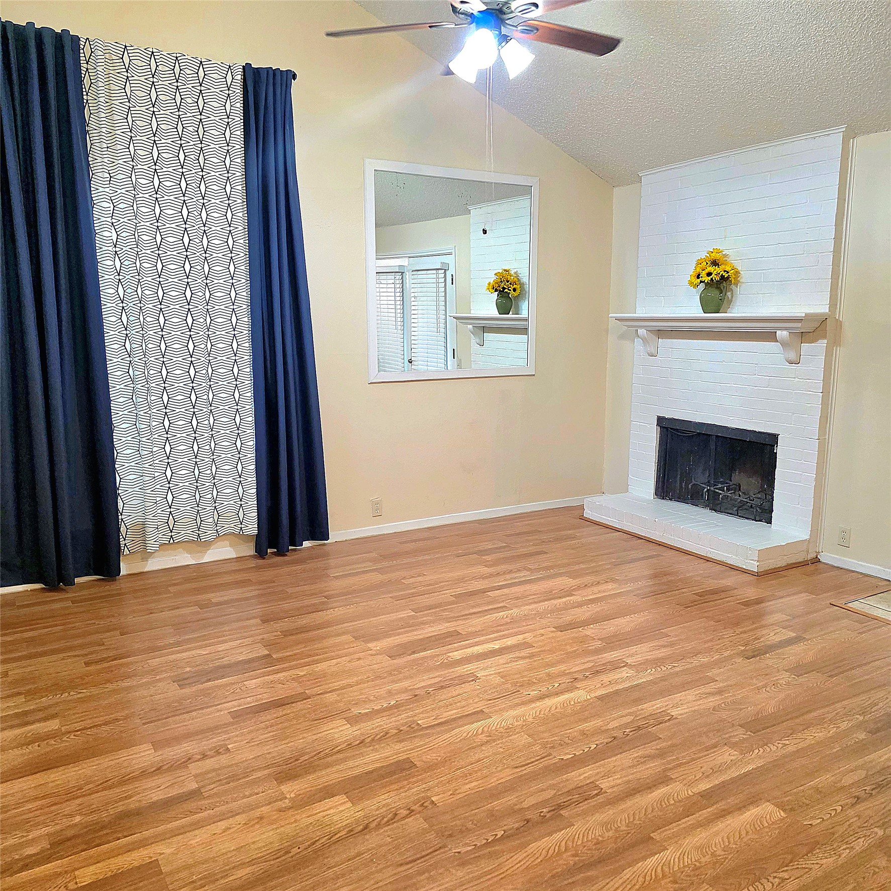 11805 Leisure Drive Dallas TX 75243