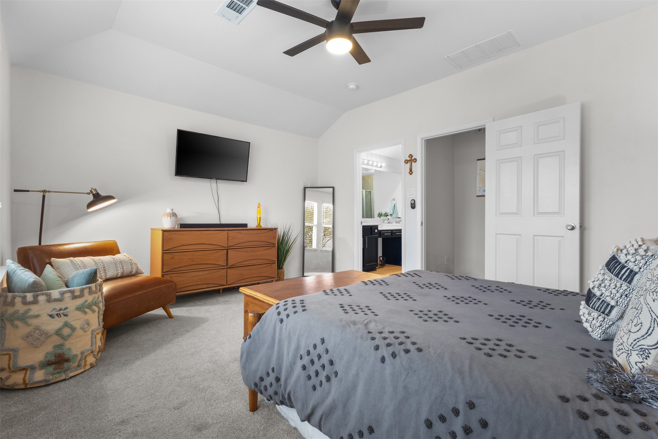 1913 Kaiser Cove Argyle TX 76226