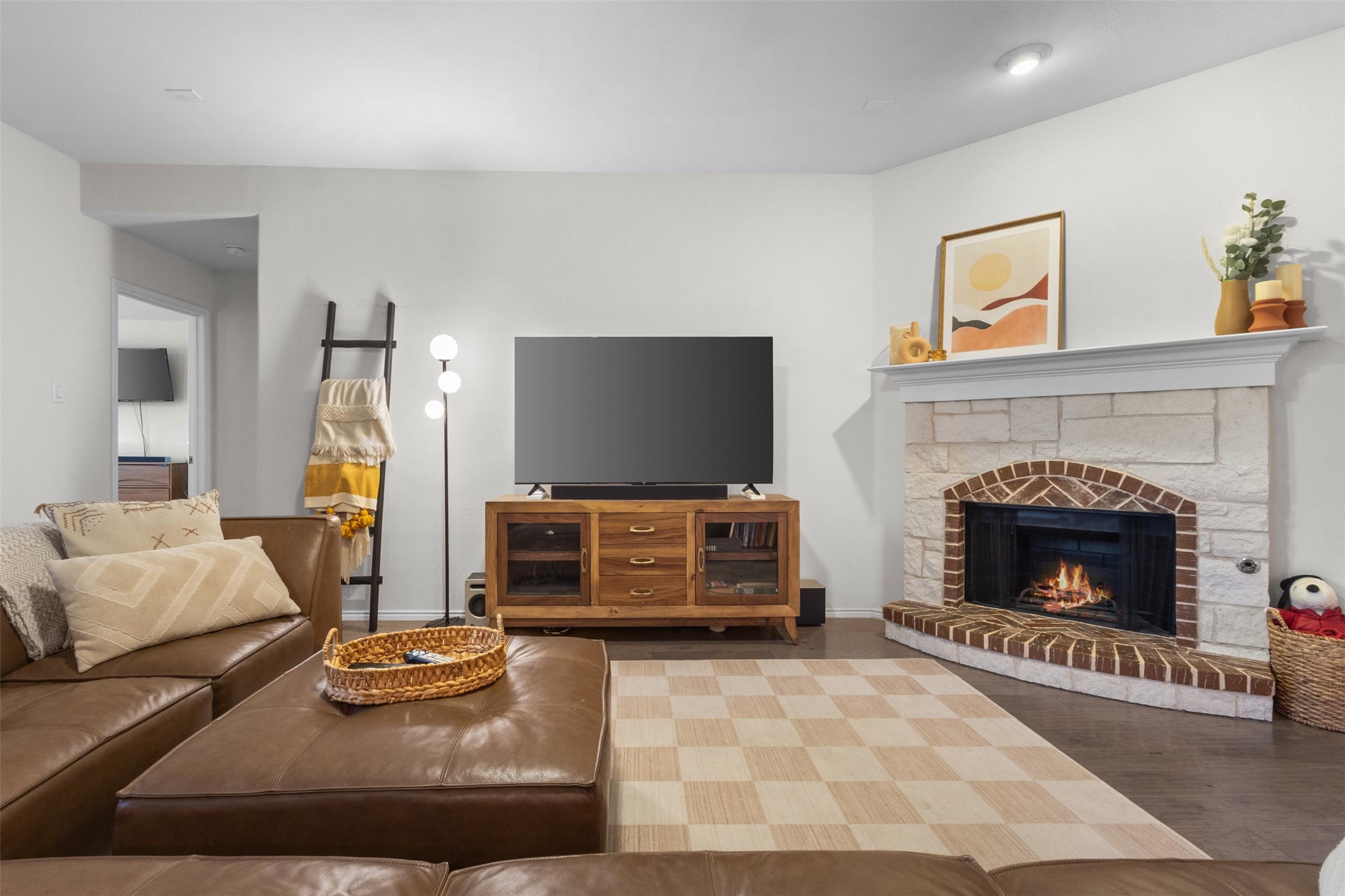 1913 Kaiser Cove Argyle TX 76226