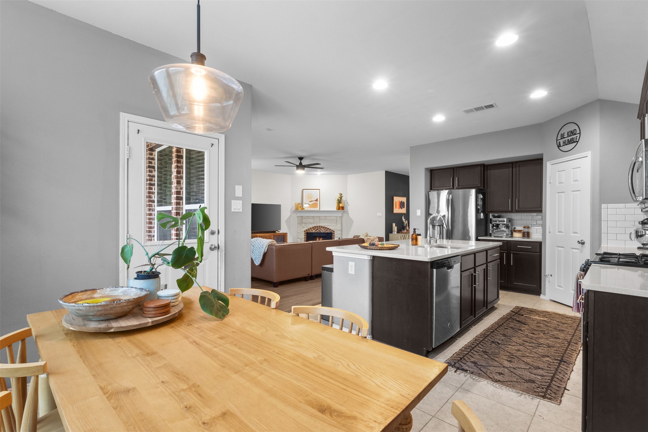 1913 Kaiser Cove Argyle TX 76226